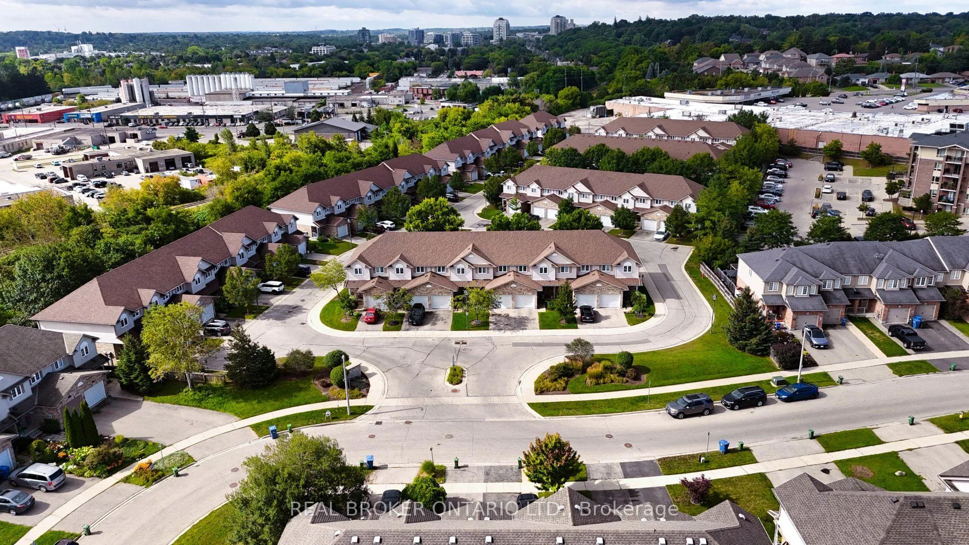 Photo 48 of Unit 5, 31 Schroder Crescent, Guelph, Grange Road — HOMEH
