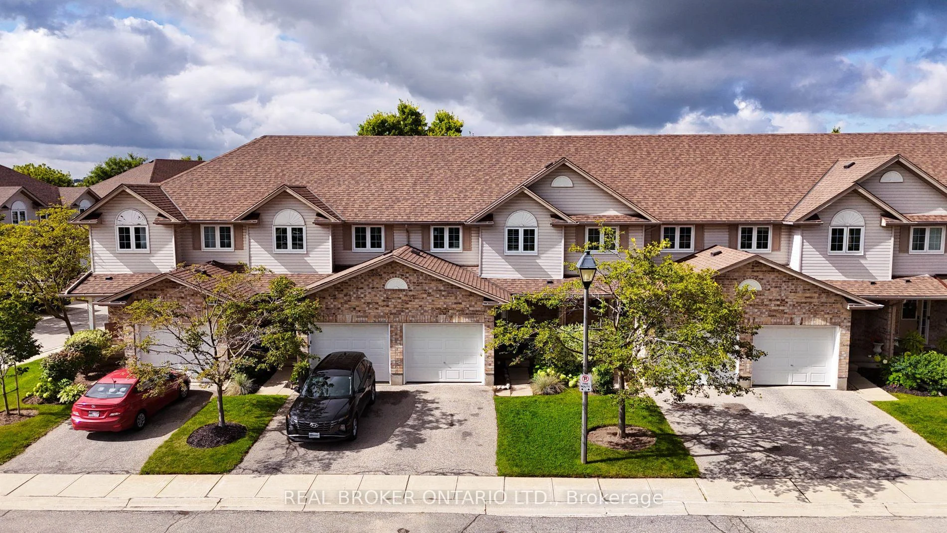 Photo 49 of Unit 5, 31 Schroder Crescent, Guelph, Grange Road — HOMEH