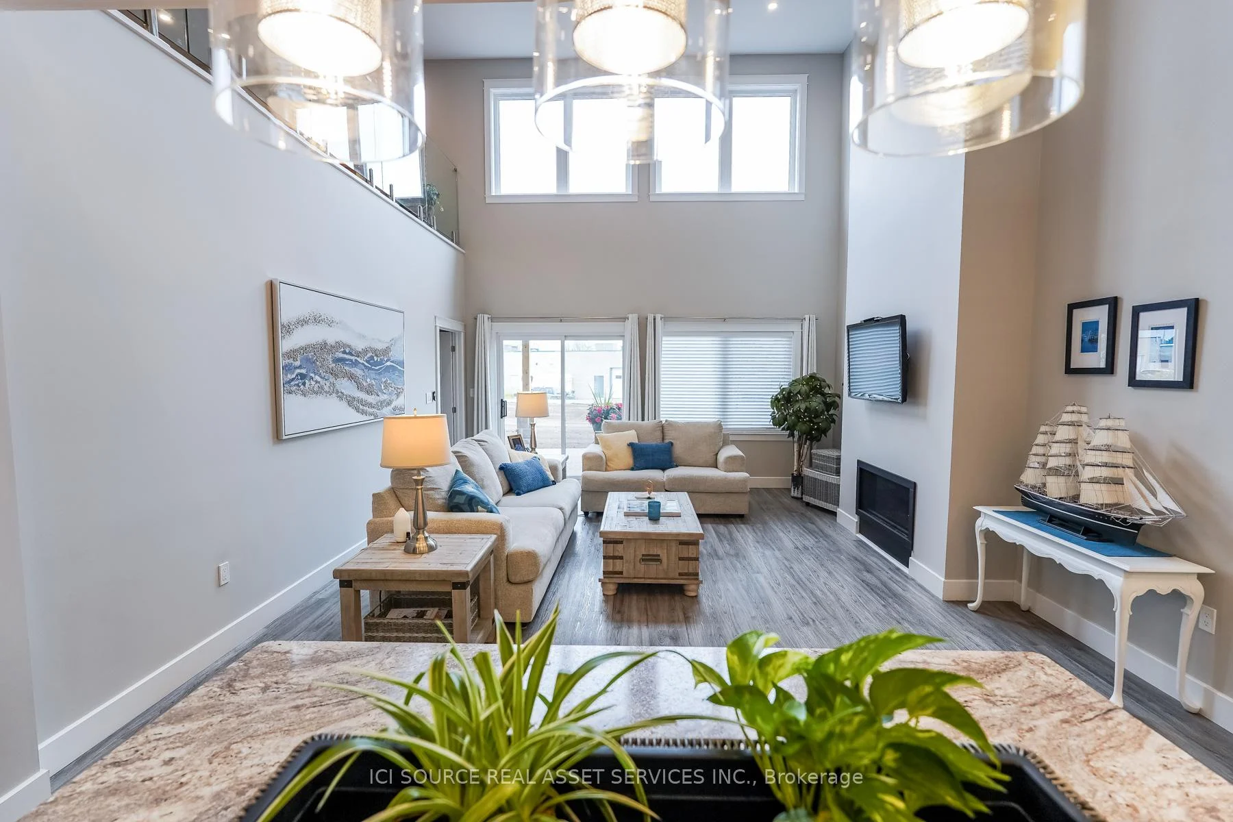 Photo 8 of 1386 15th Avenue E, Owen Sound — HOMEH