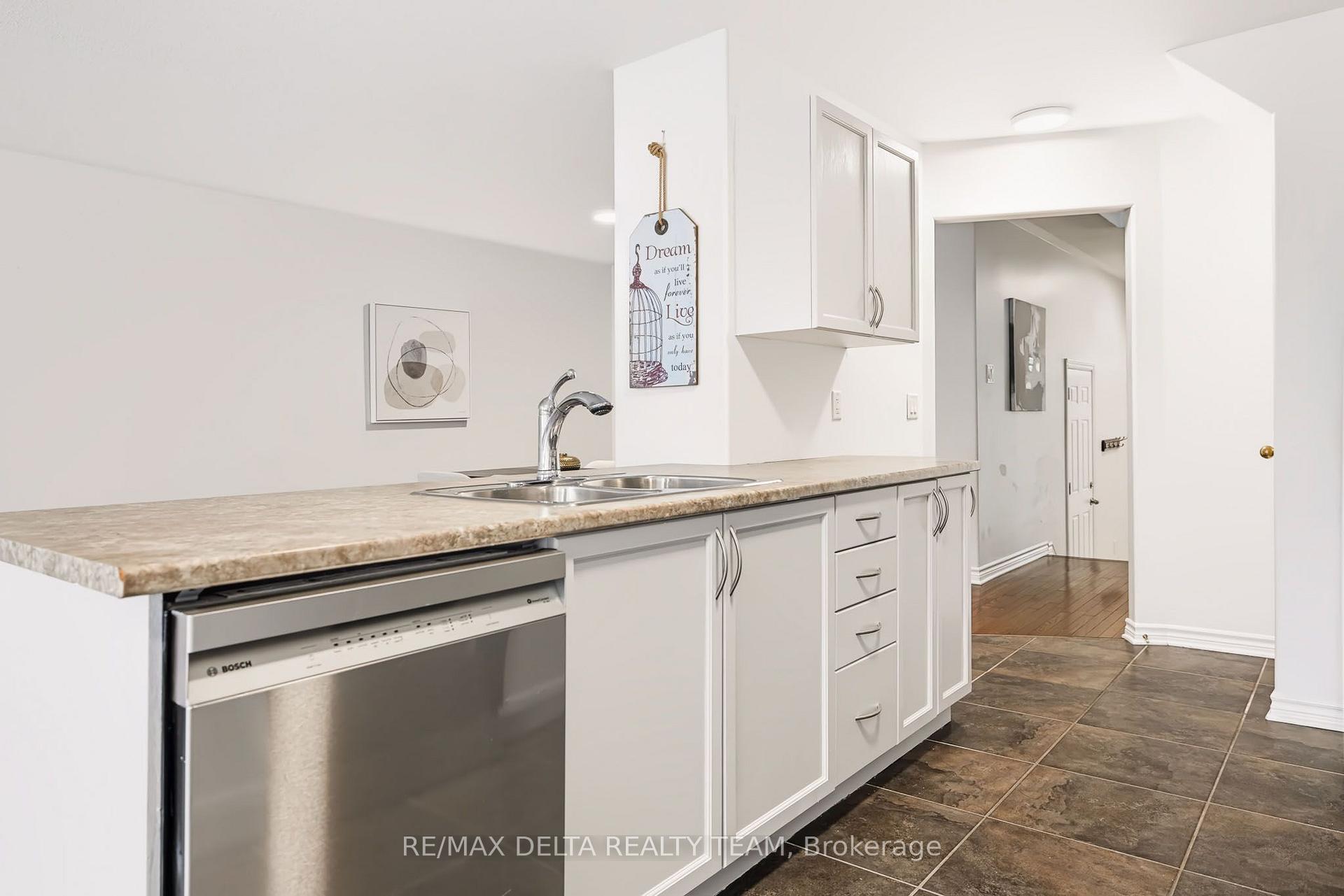 Photo 12 of 616 Spikemoss Place, Ottawa, Notting Hill/Summerside — HOMEH
