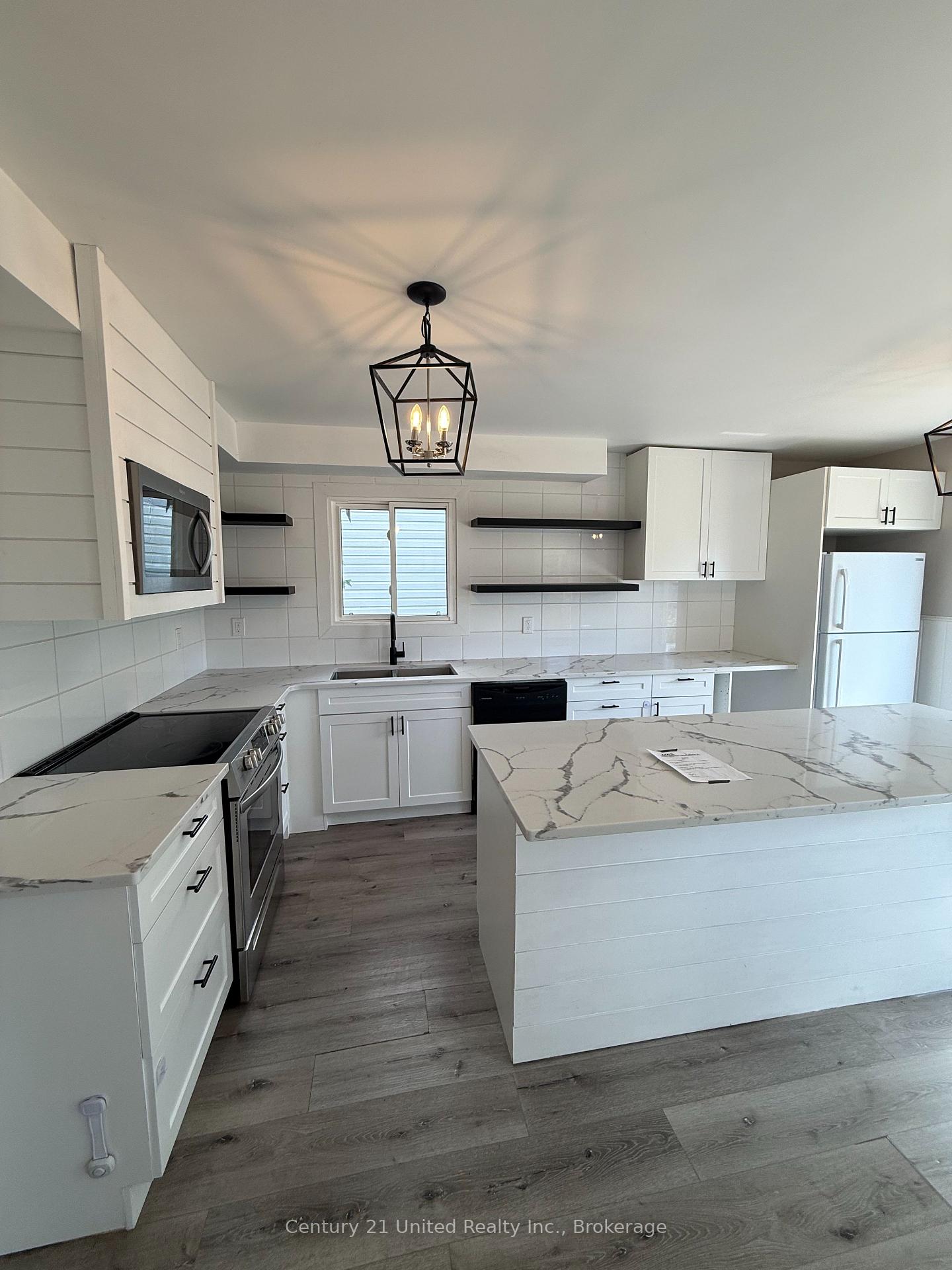 Photo 5 of 26 Maple Avenue, Asphodel-Norwood, Norwood — HOMEH