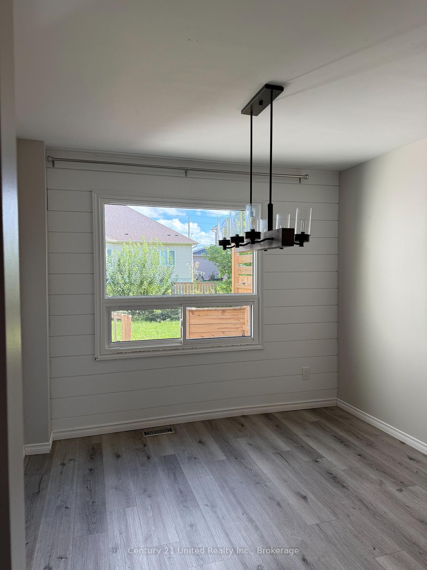 Photo 7 of 26 Maple Avenue, Asphodel-Norwood, Norwood — HOMEH