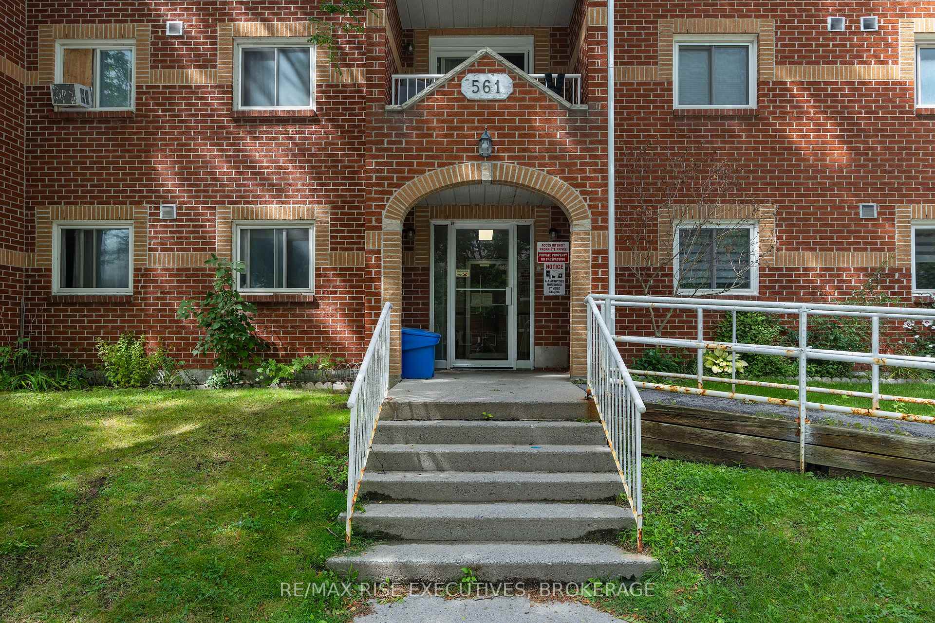 Photo of Unit 305, 561 Armstrong Road