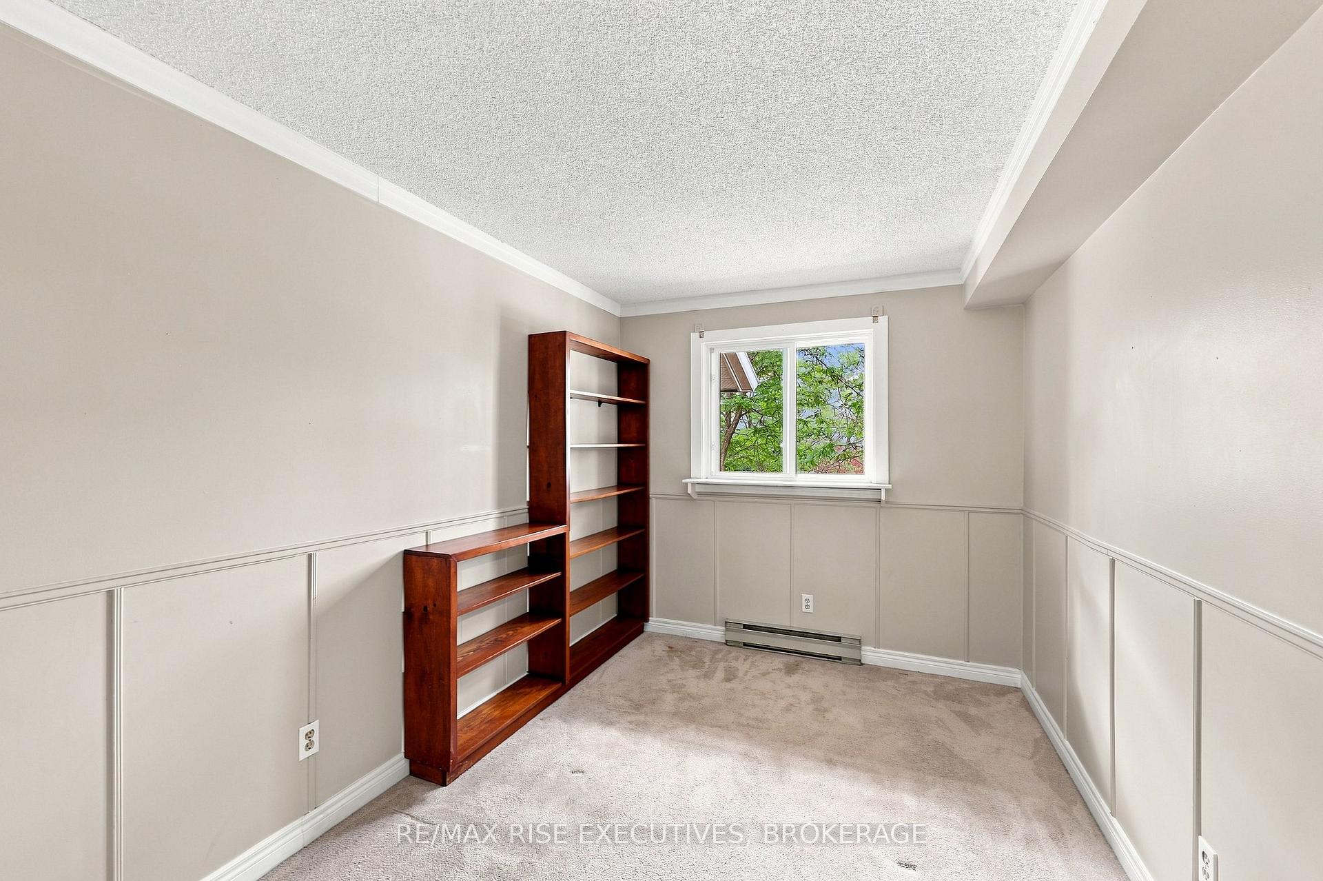 Photo 22 of Unit 305, 561 Armstrong Road, Kingston, East Gardiners Rd — HOMEH