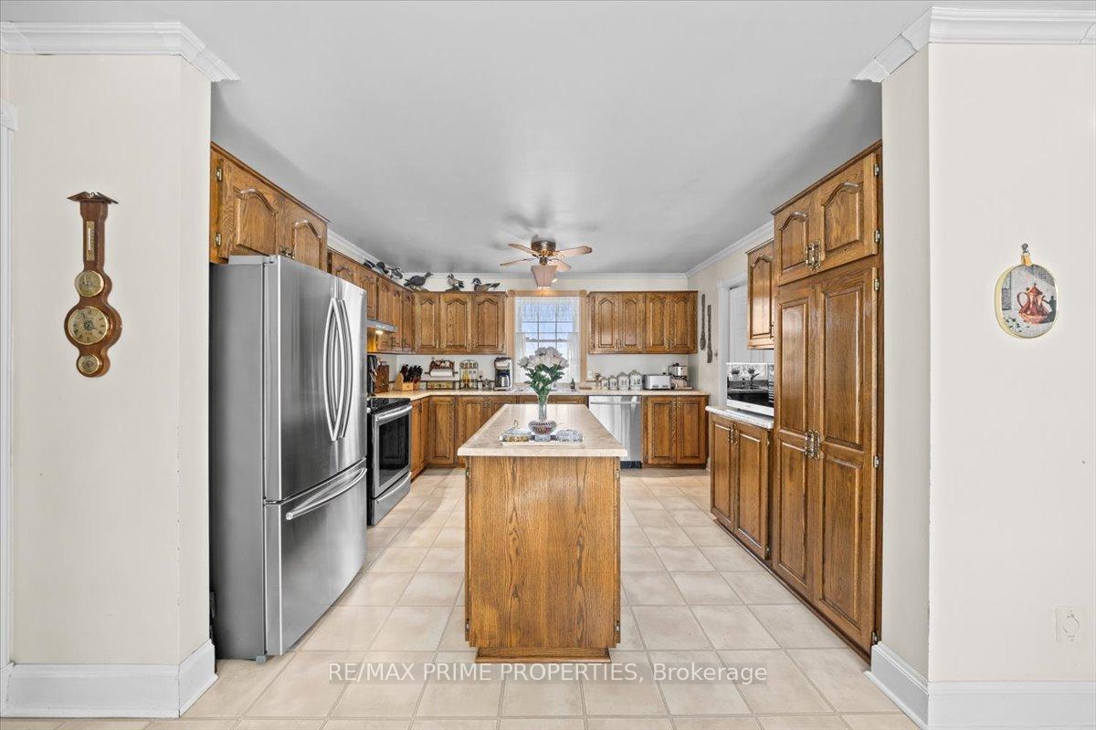 Photo 11 of 1530 Royal Orchard Drive, Ottawa, Cumberland Estates — HOMEH