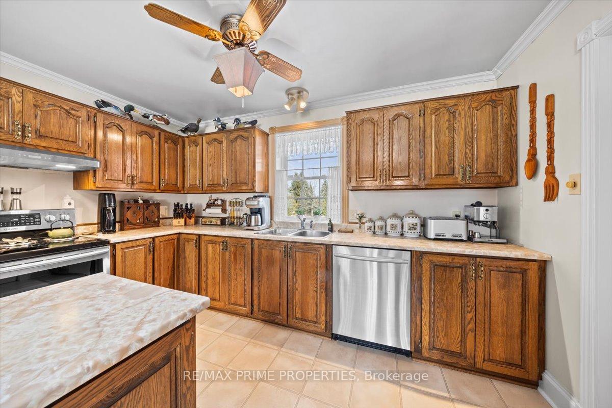 Photo 12 of 1530 Royal Orchard Drive, Ottawa, Cumberland Estates — HOMEH