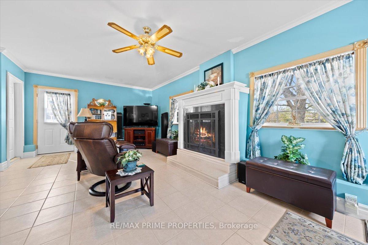 Photo 16 of 1530 Royal Orchard Drive, Ottawa, Cumberland Estates — HOMEH