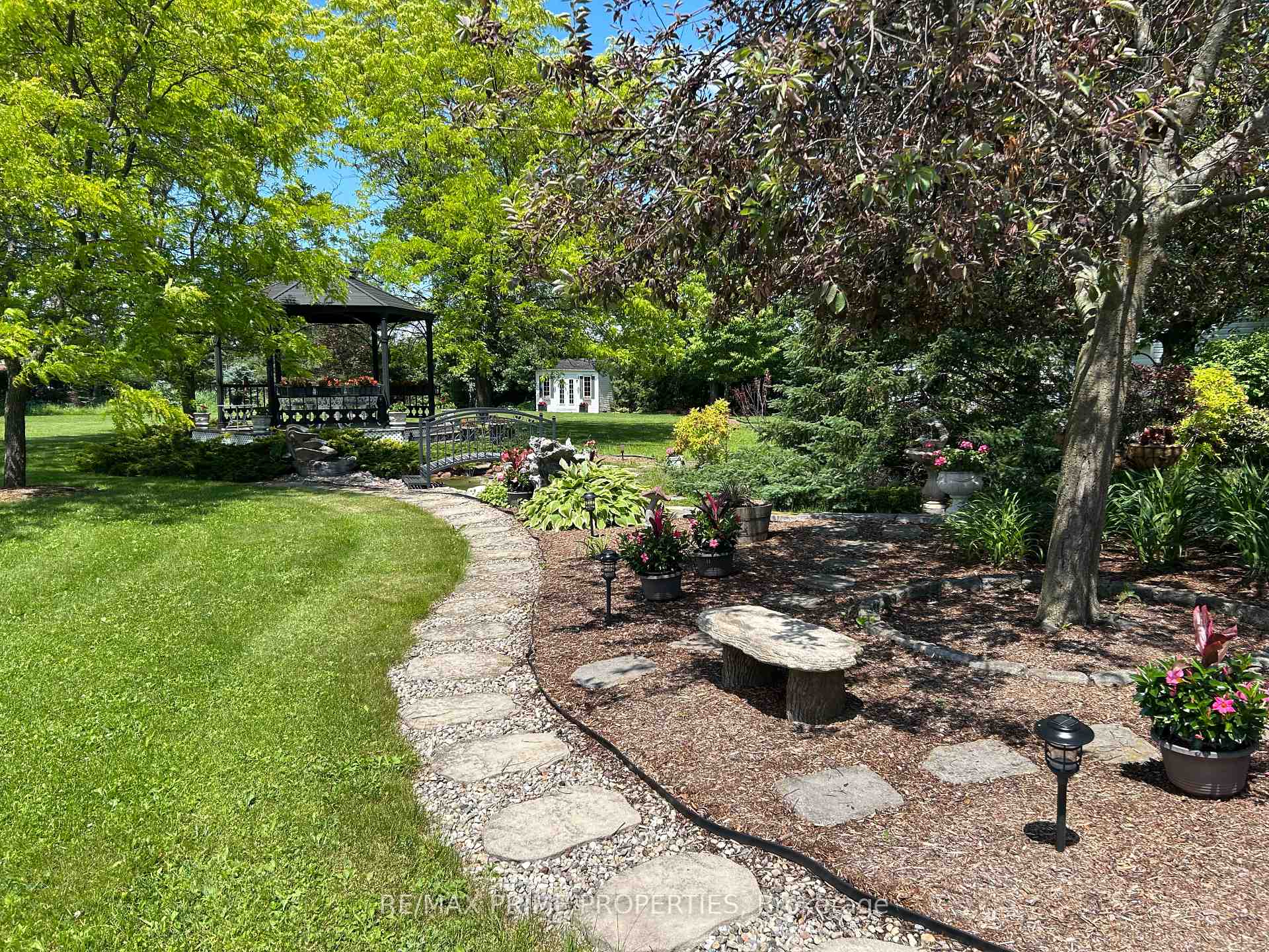 Photo 36 of 1530 Royal Orchard Drive, Ottawa, Cumberland Estates — HOMEH