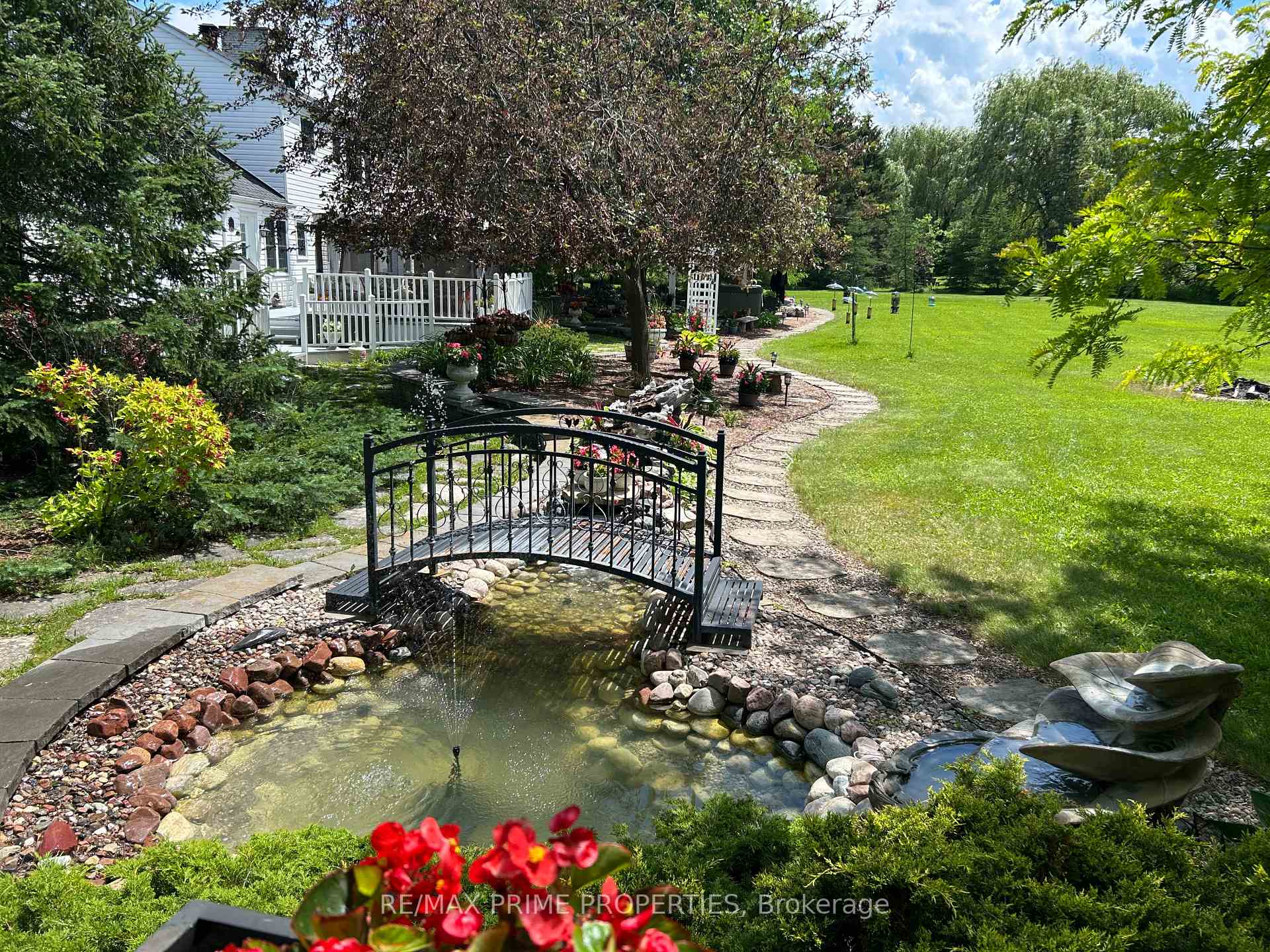 Photo 39 of 1530 Royal Orchard Drive, Ottawa, Cumberland Estates — HOMEH