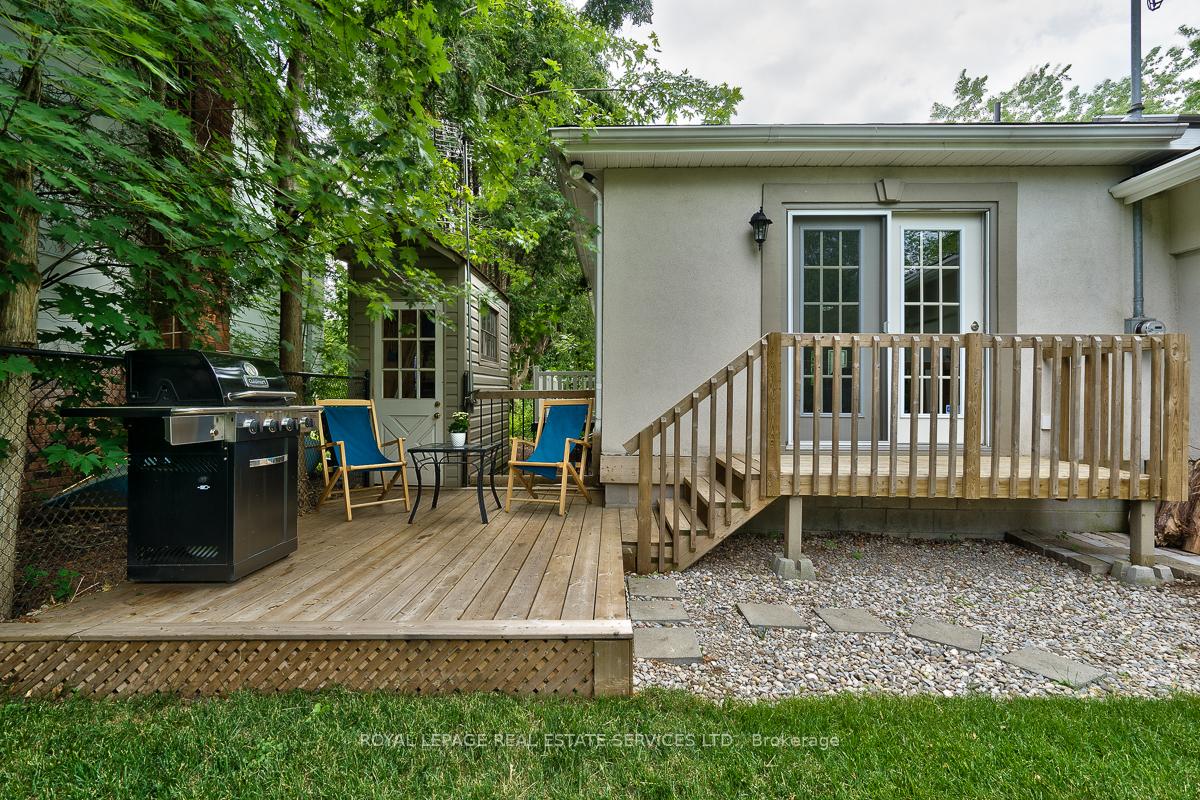 Photo 11 of 3423 Lakeshore Road, Burlington, Roseland — HOMEH