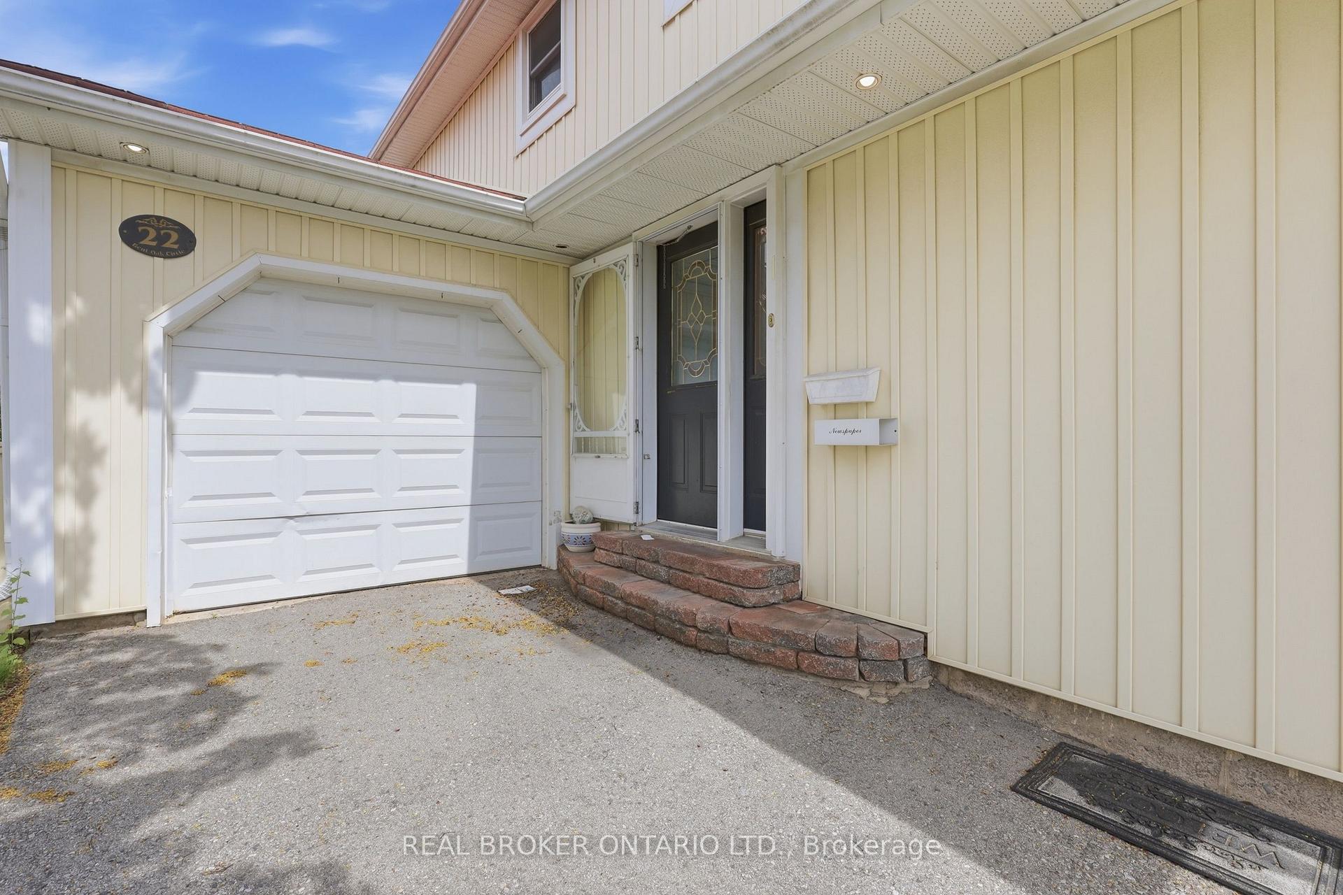 Photo 4 of 22 Bent Oak Circle, Mississauga, Meadowvale — HOMEH