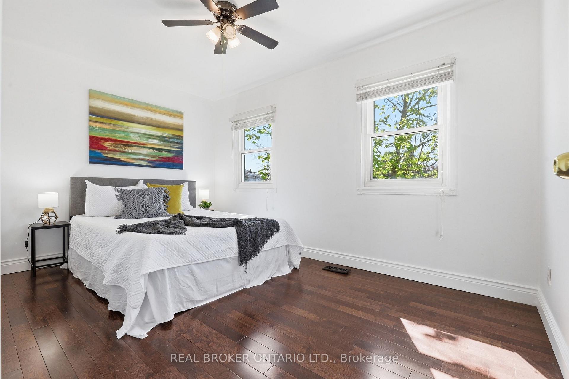 Photo 14 of 22 Bent Oak Circle, Mississauga, Meadowvale — HOMEH