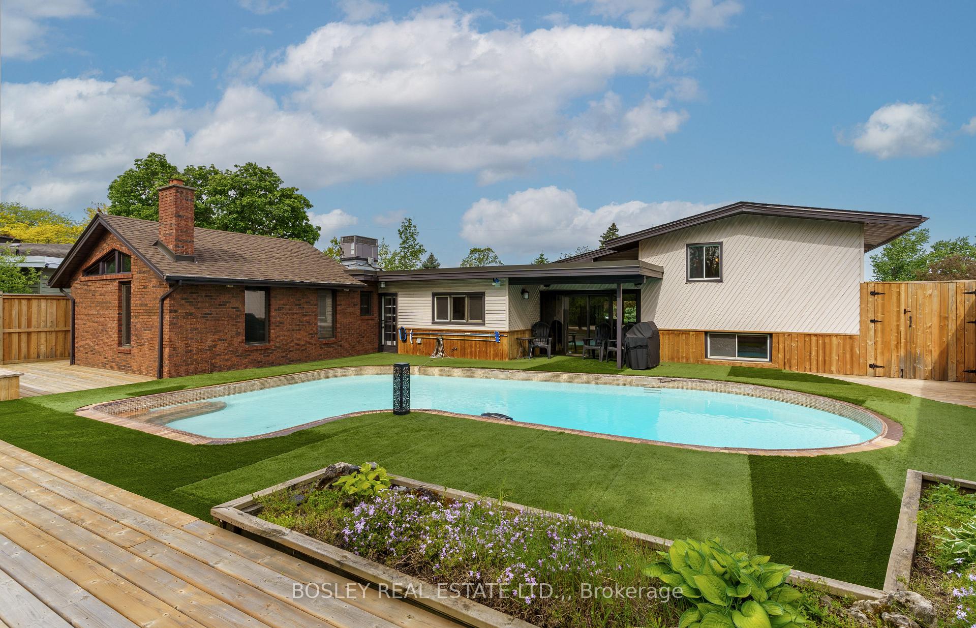 Photo 2 of 93 Riverview Boulevard, St. Catharines, Glendale/Glenridge — HOMEH