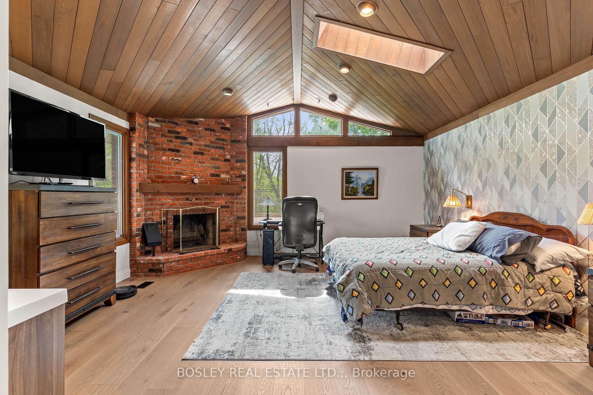 Photo 6 of 93 Riverview Boulevard, St. Catharines, Glendale/Glenridge — HOMEH
