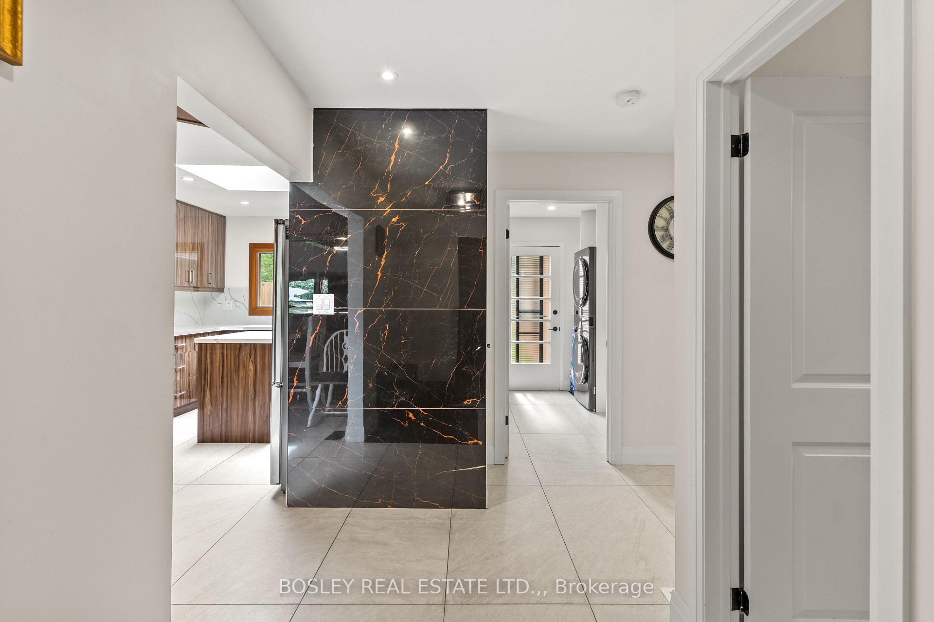 Photo 11 of 93 Riverview Boulevard, St. Catharines, Glendale/Glenridge — HOMEH