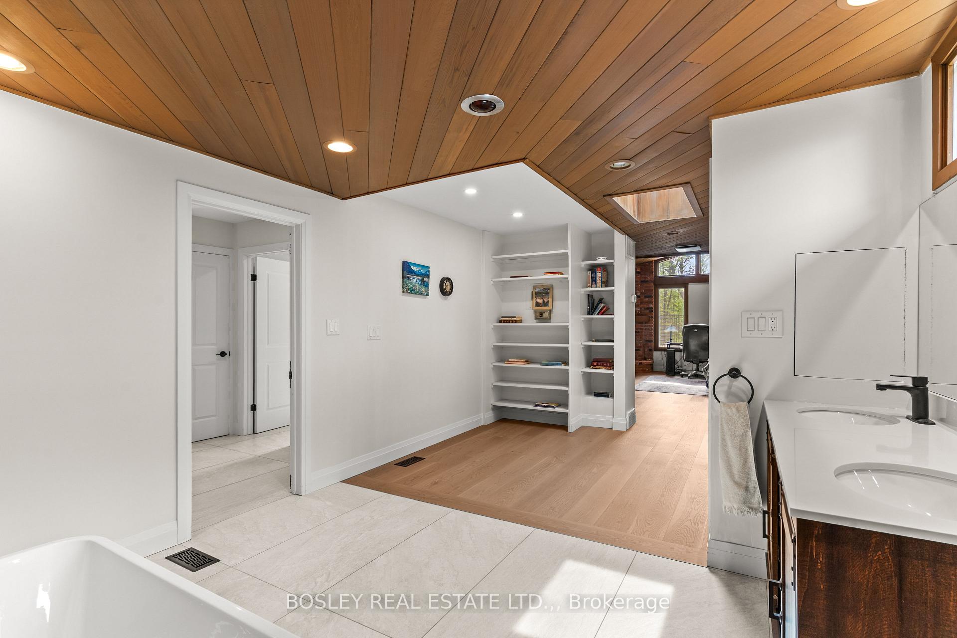 Photo 15 of 93 Riverview Boulevard, St. Catharines, Glendale/Glenridge — HOMEH