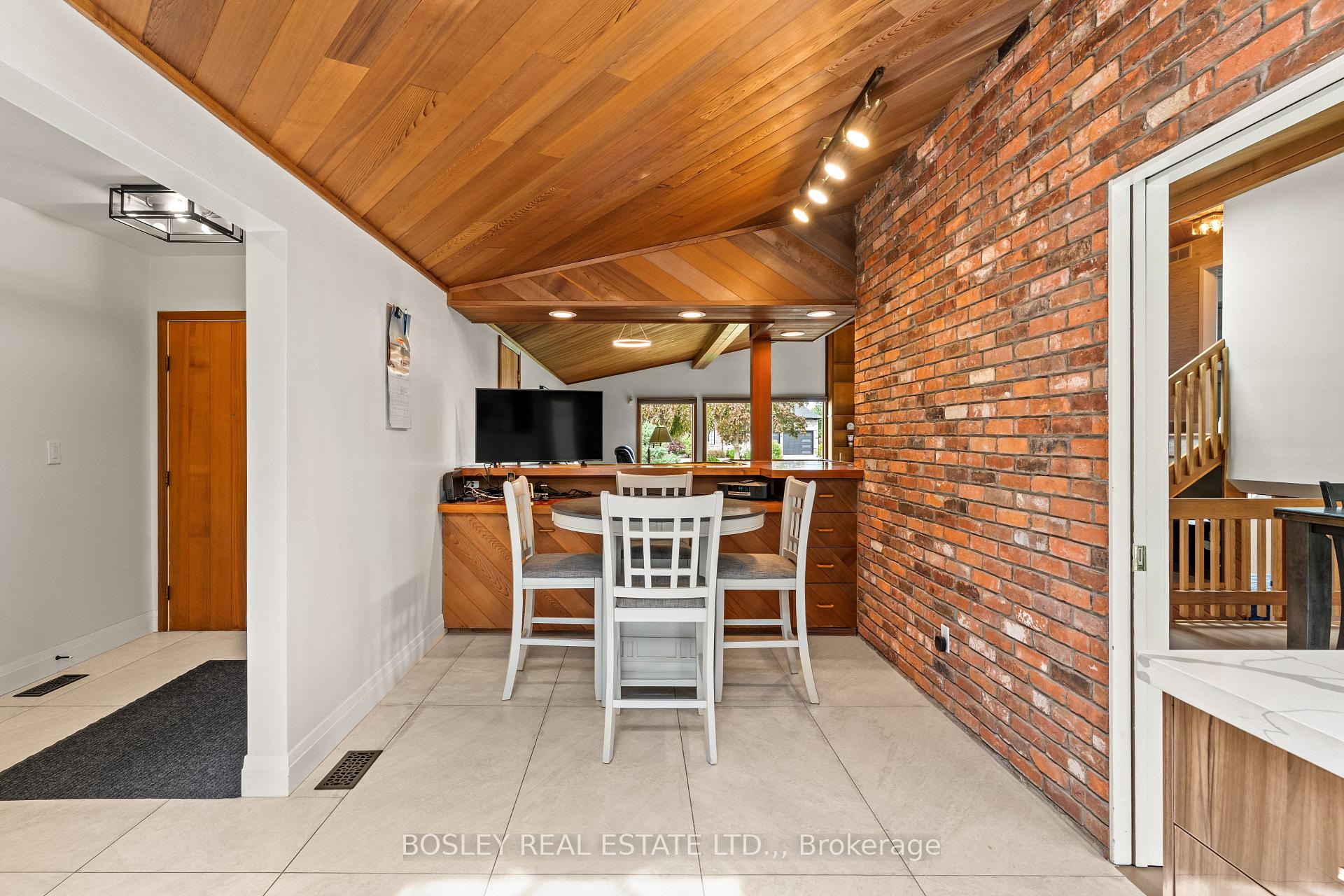 Photo 25 of 93 Riverview Boulevard, St. Catharines, Glendale/Glenridge — HOMEH
