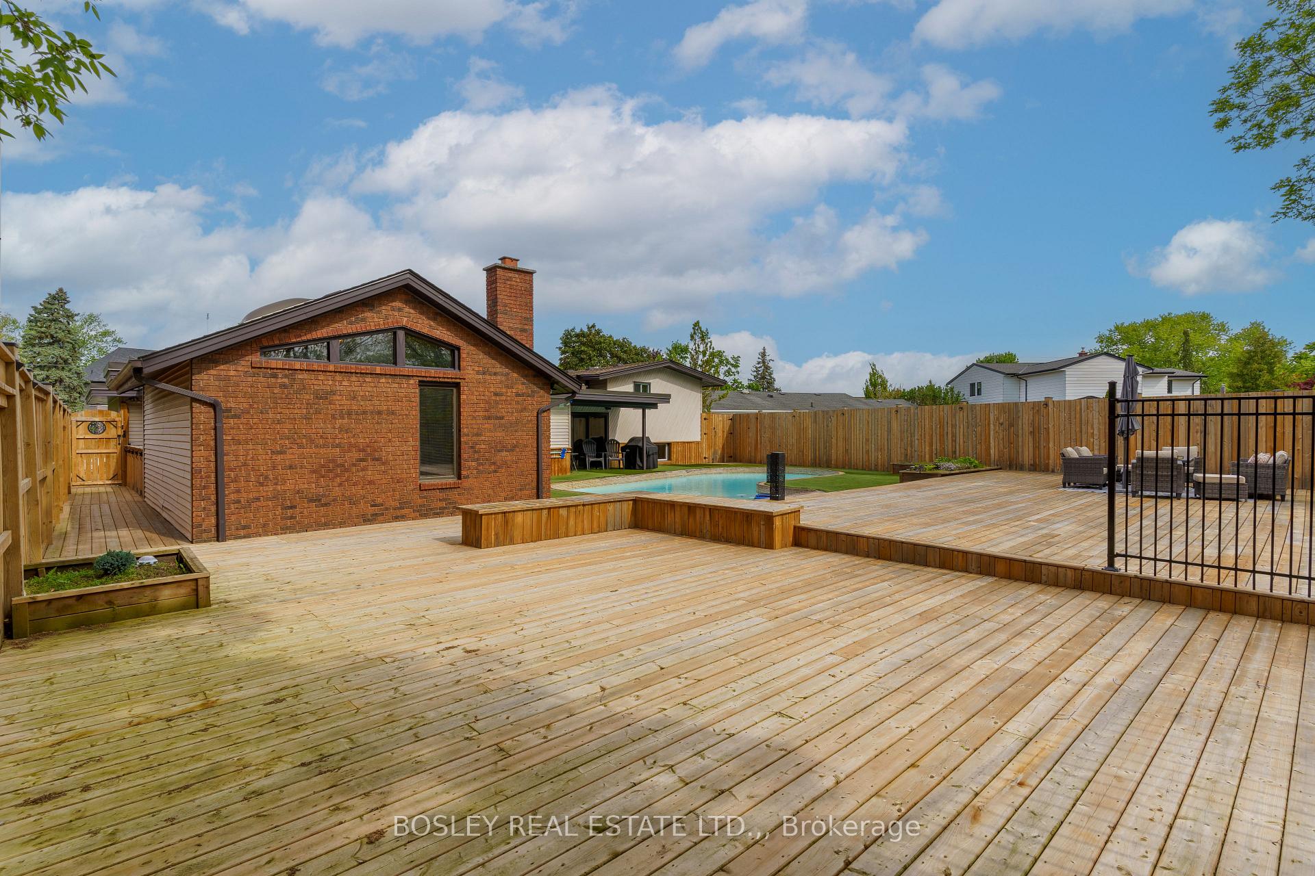 Photo 44 of 93 Riverview Boulevard, St. Catharines, Glendale/Glenridge — HOMEH
