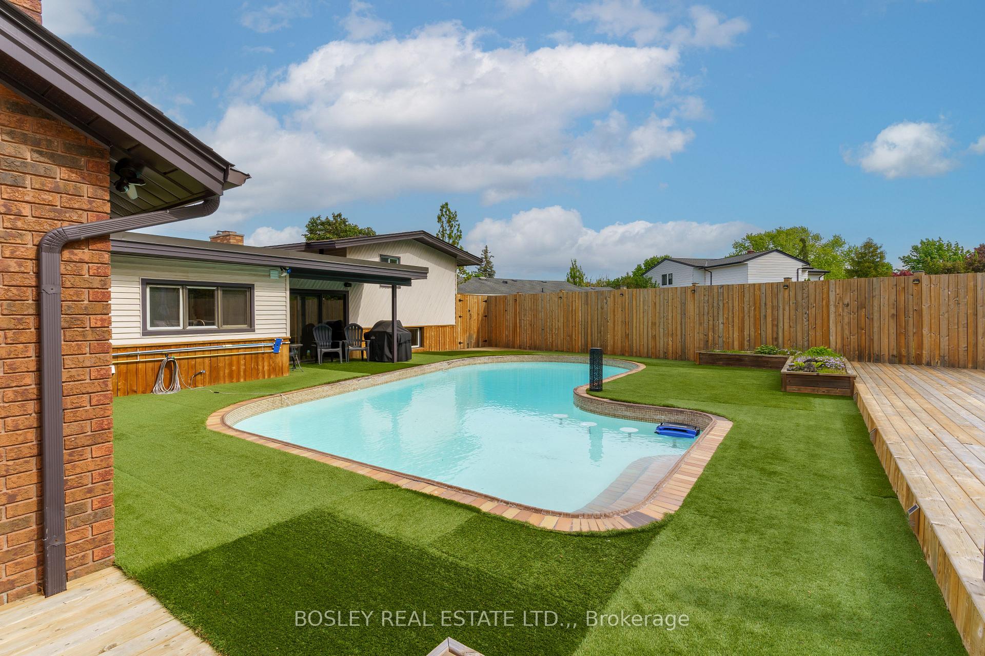 Photo 46 of 93 Riverview Boulevard, St. Catharines, Glendale/Glenridge — HOMEH