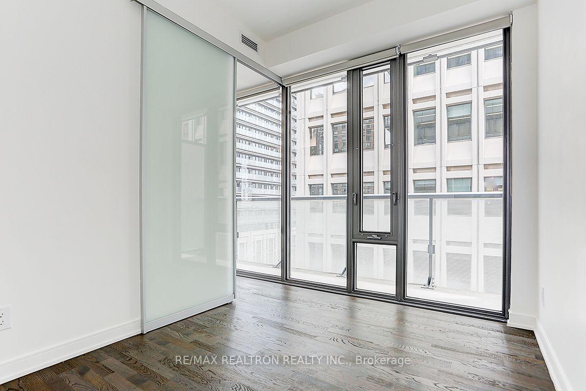 Photo 13 of Unit 1008, 57 St Joseph Street, Toronto, Bay Street Corridor — HOMEH
