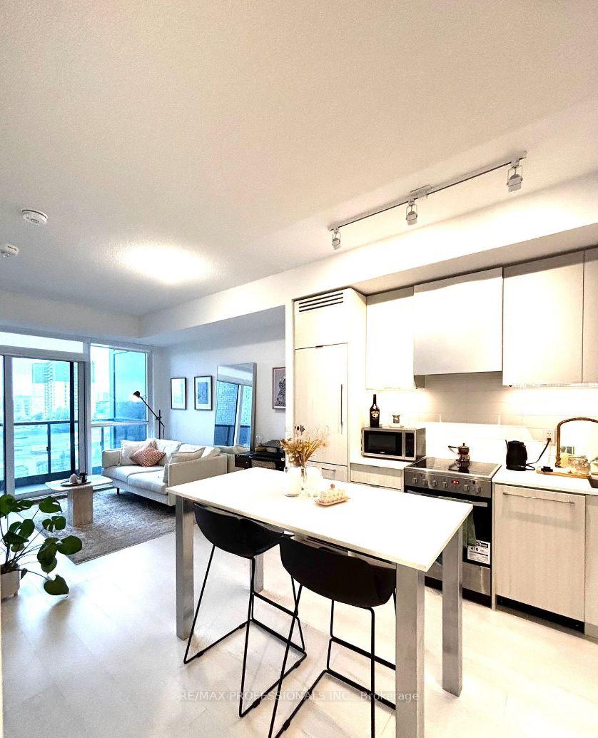 Photo 1 of Unit 726, 10 Gibbs Road, Etobicoke, Islington-City Centre West — HOMEH