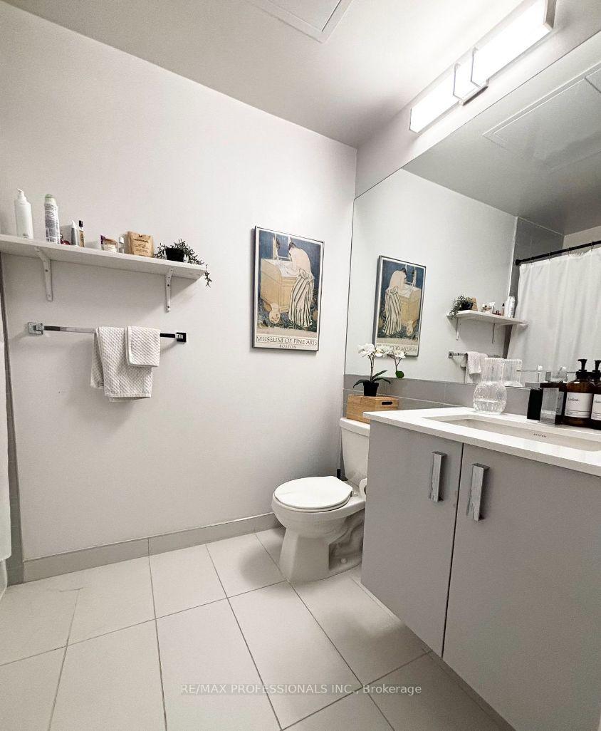 Photo 7 of Unit 726, 10 Gibbs Road, Etobicoke, Islington-City Centre West — HOMEH