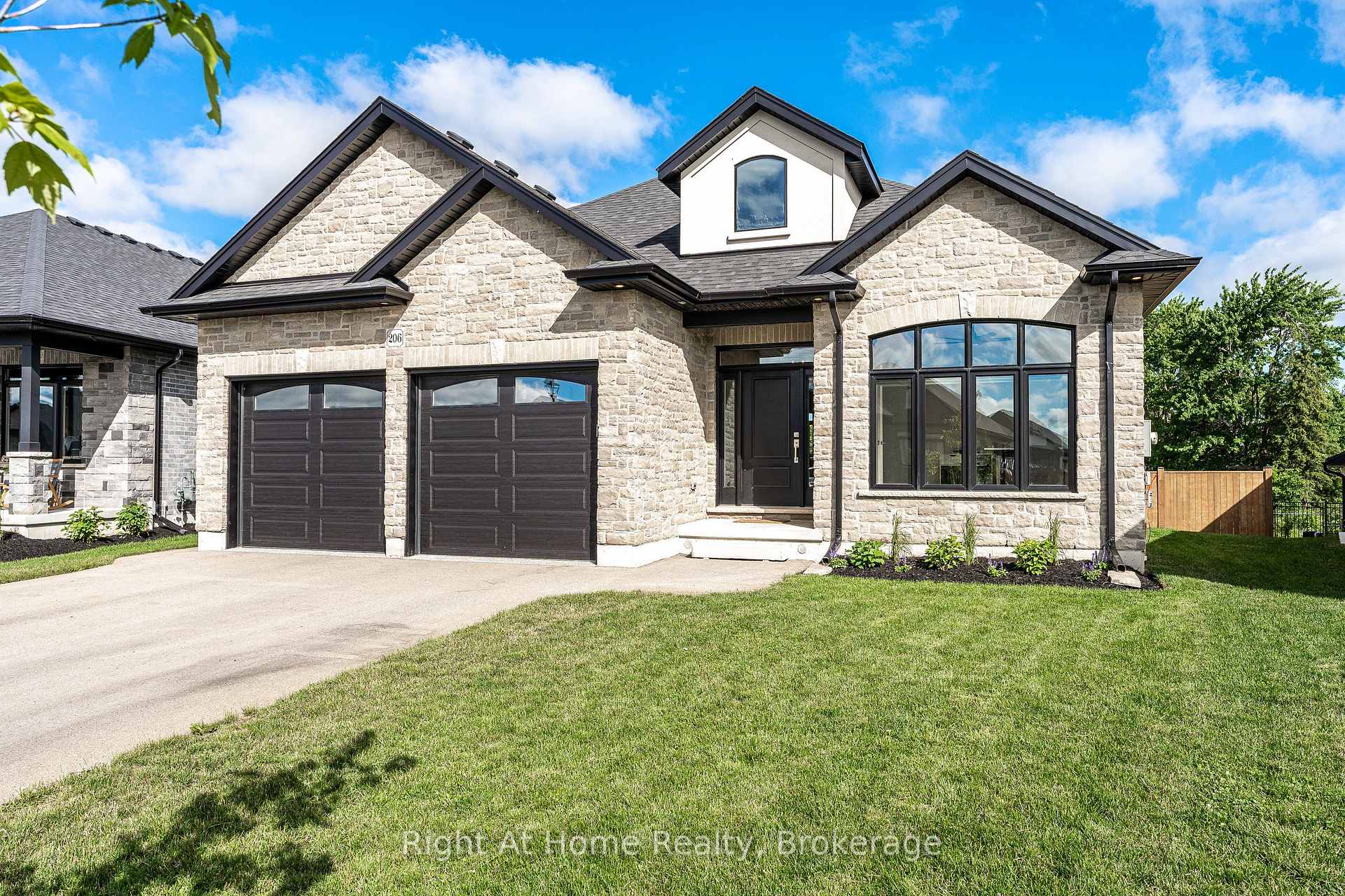 Photo 2 of 206 Orr Street, Stratford — HOMEH