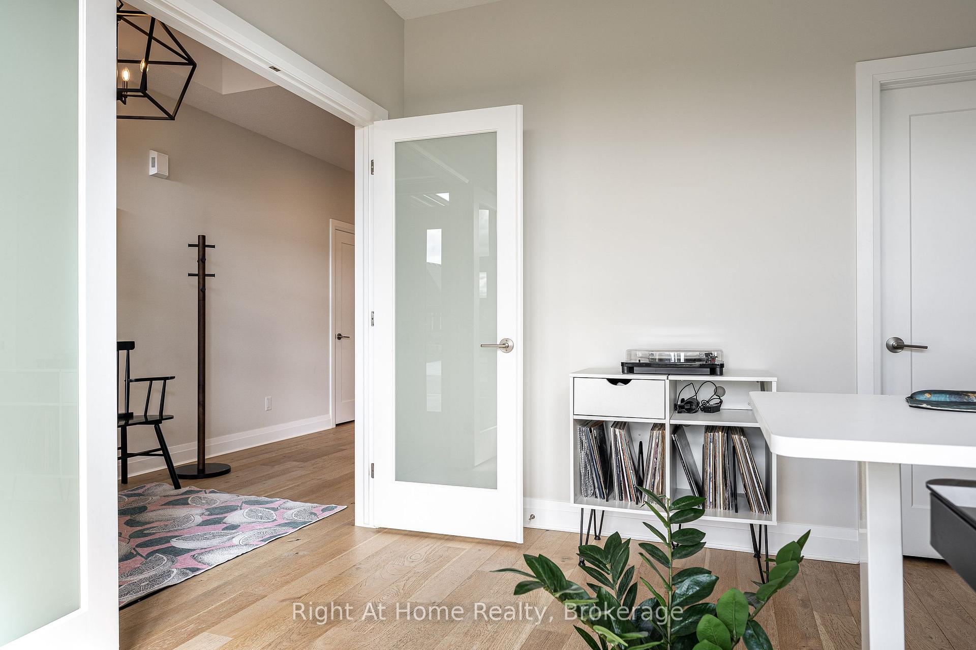 Photo 6 of 206 Orr Street, Stratford — HOMEH