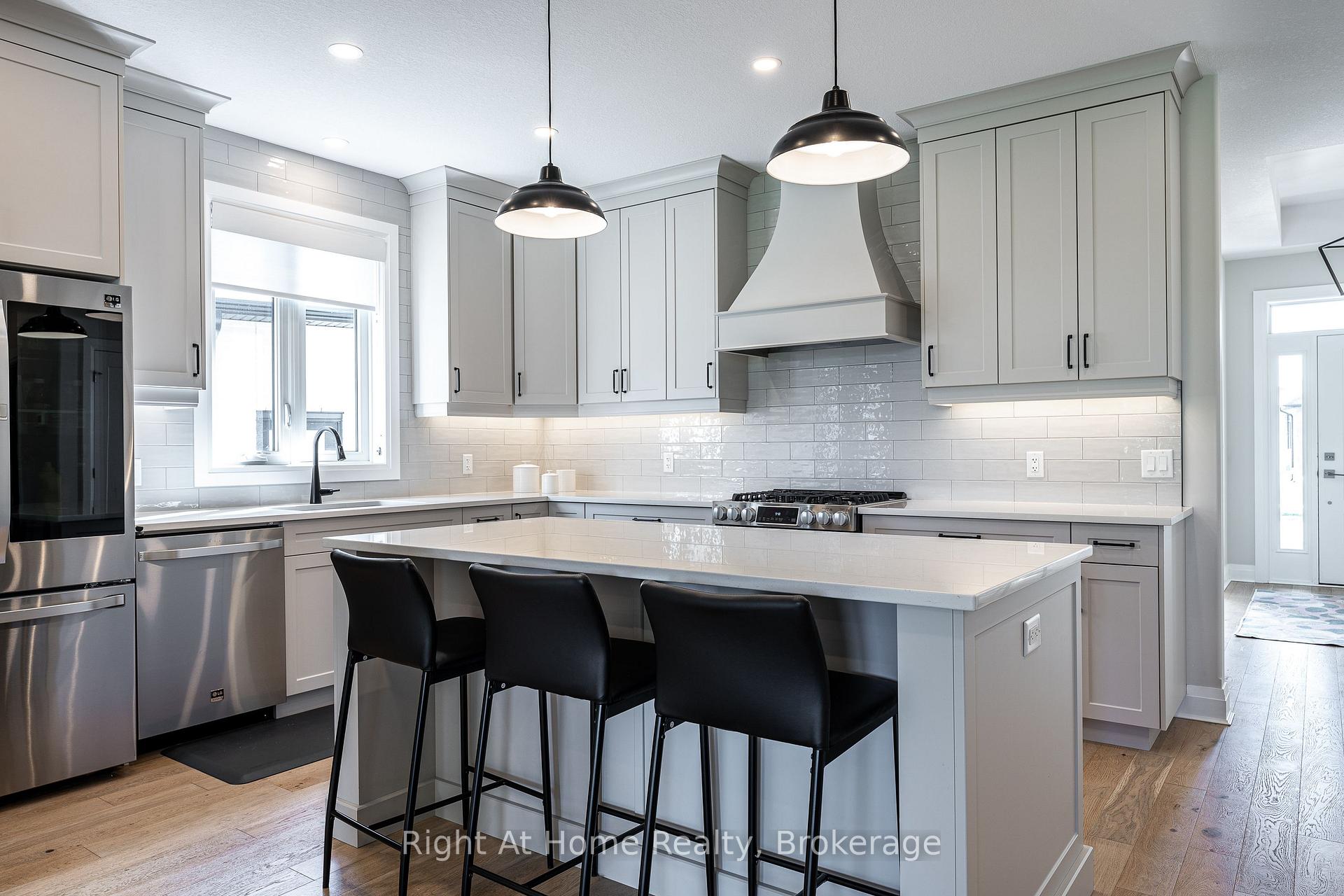 Photo 24 of 206 Orr Street, Stratford — HOMEH