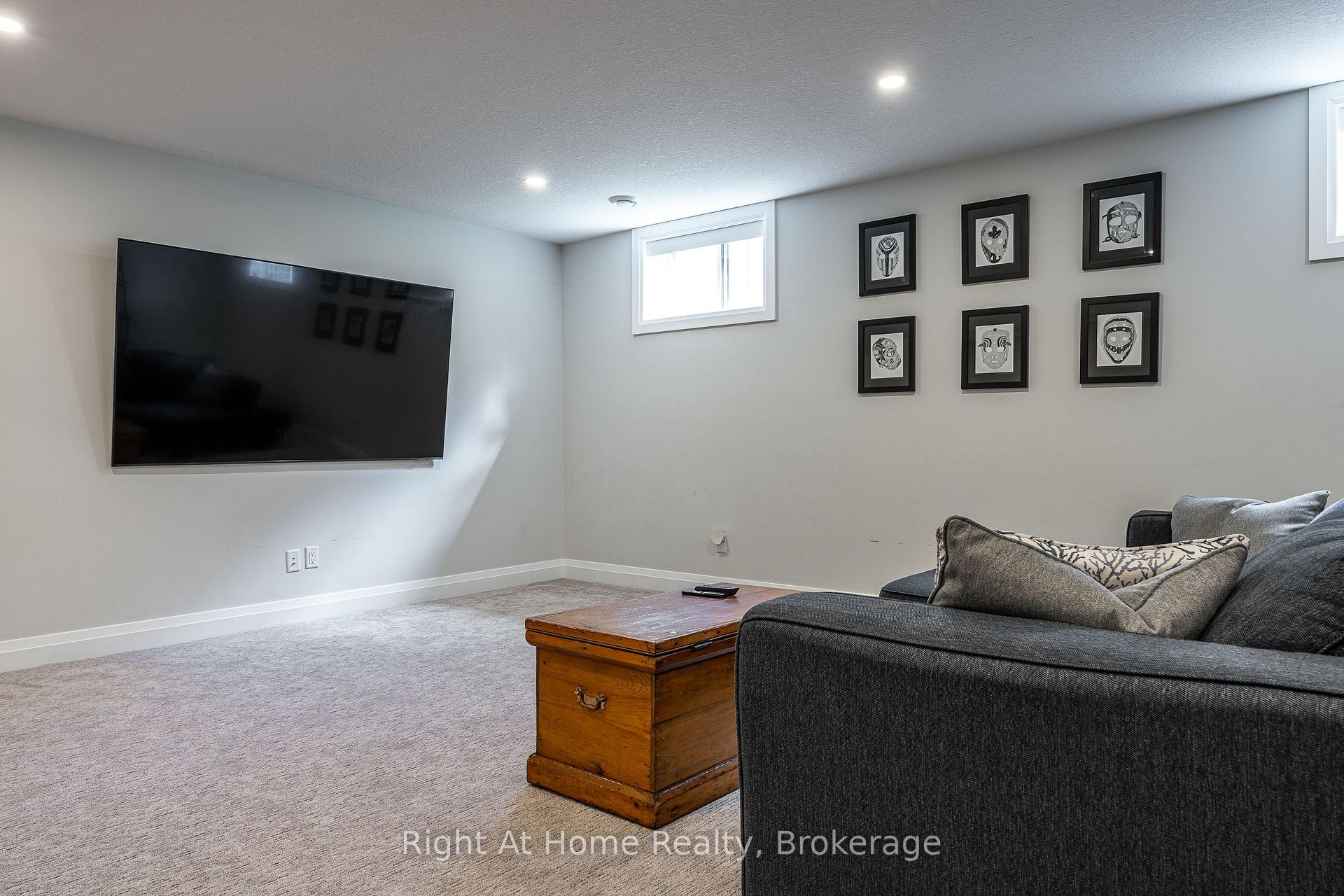 Photo 35 of 206 Orr Street, Stratford — HOMEH