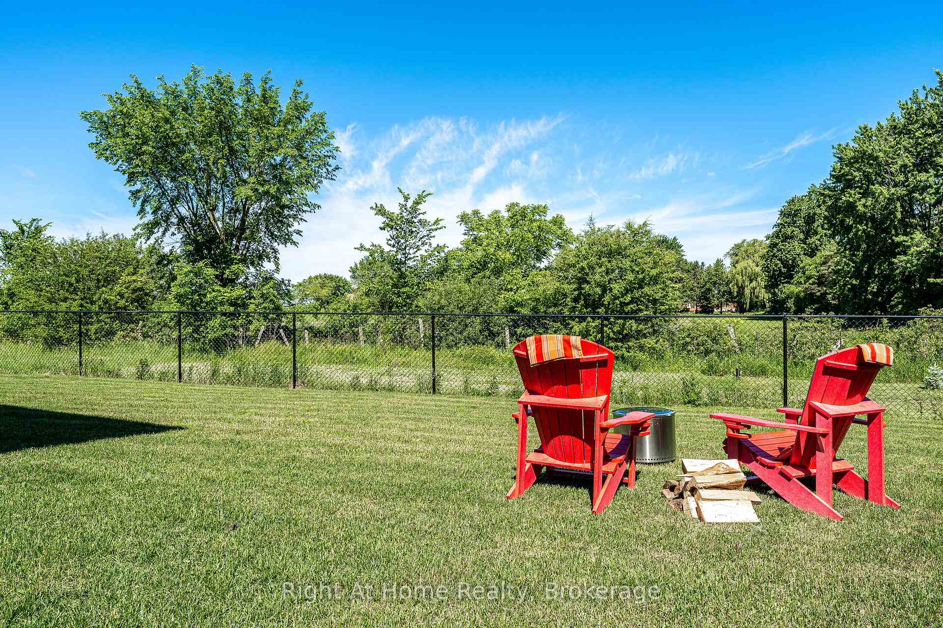 Photo 44 of 206 Orr Street, Stratford — HOMEH