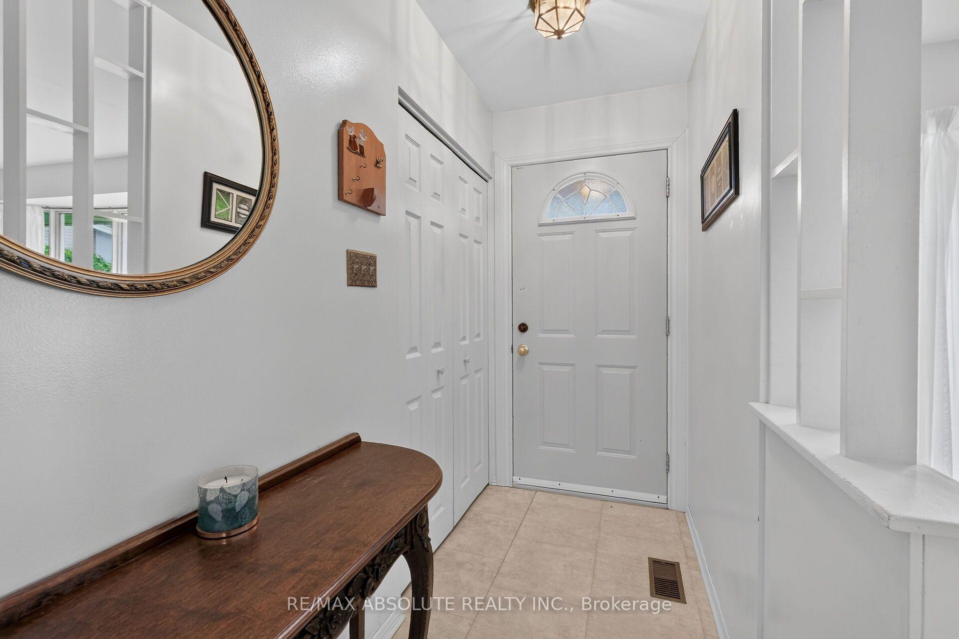 Photo 2 of 59 Evergreen Drive, Ottawa, Lynwood Village — HOMEH