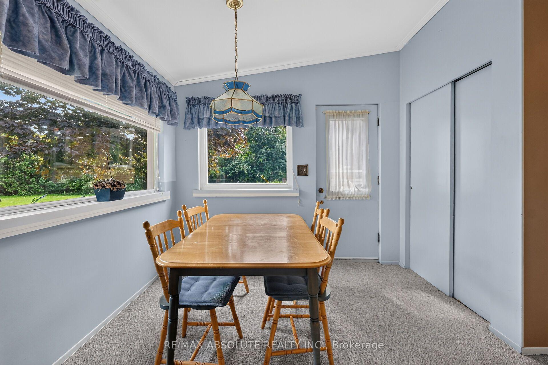 Photo 16 of 59 Evergreen Drive, Ottawa, Lynwood Village — HOMEH
