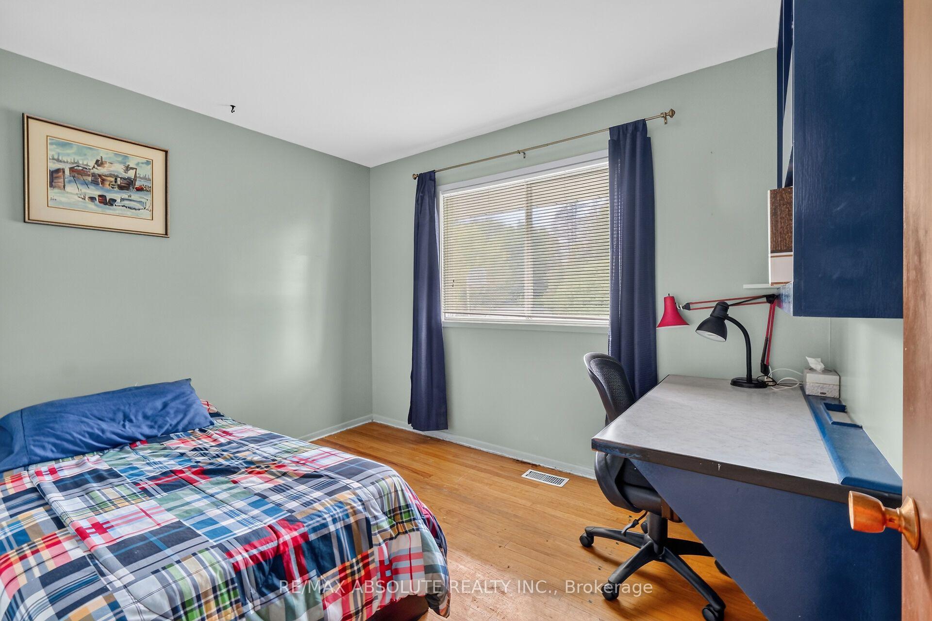 Photo 27 of 59 Evergreen Drive, Ottawa, Lynwood Village — HOMEH