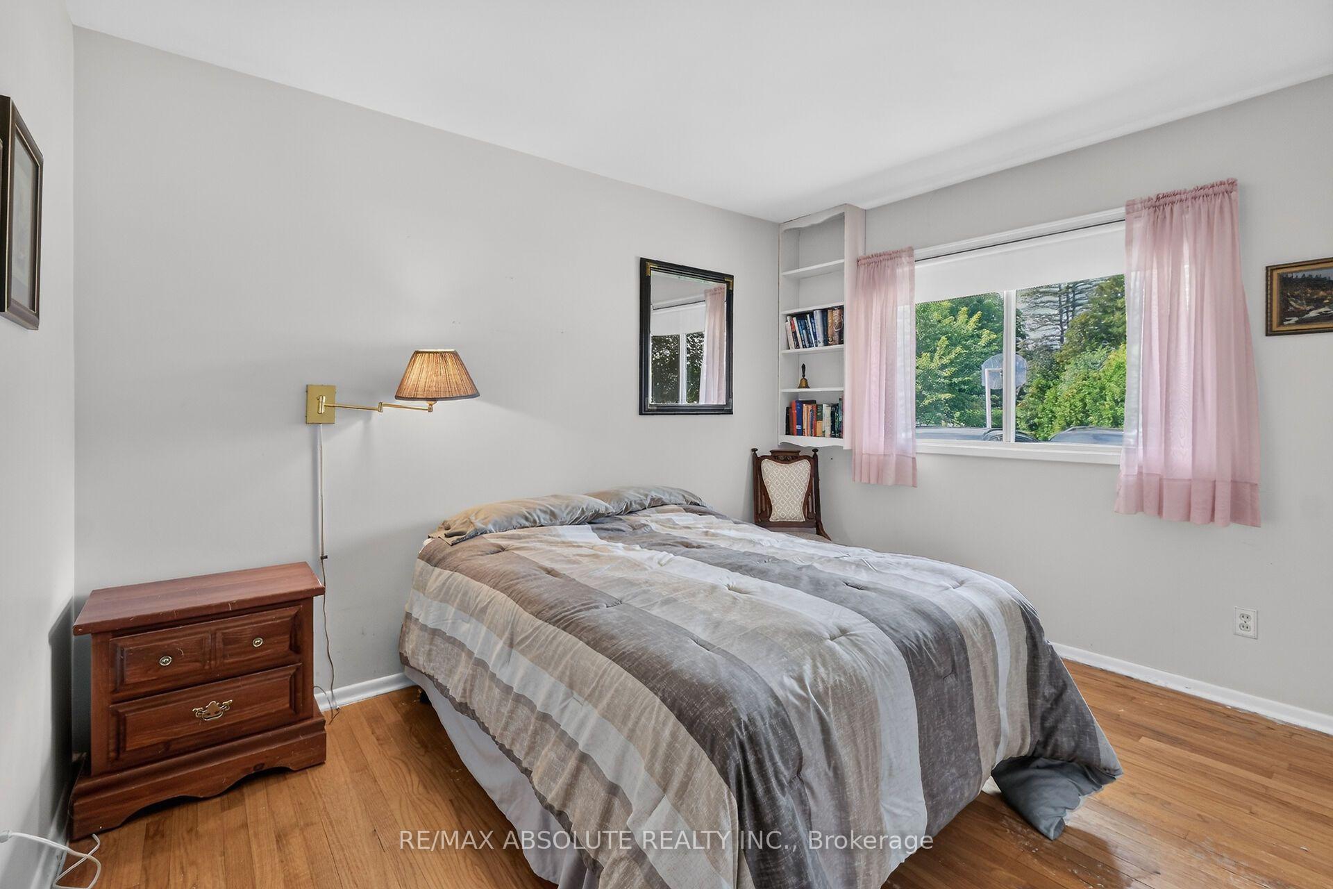 Photo 28 of 59 Evergreen Drive, Ottawa, Lynwood Village — HOMEH