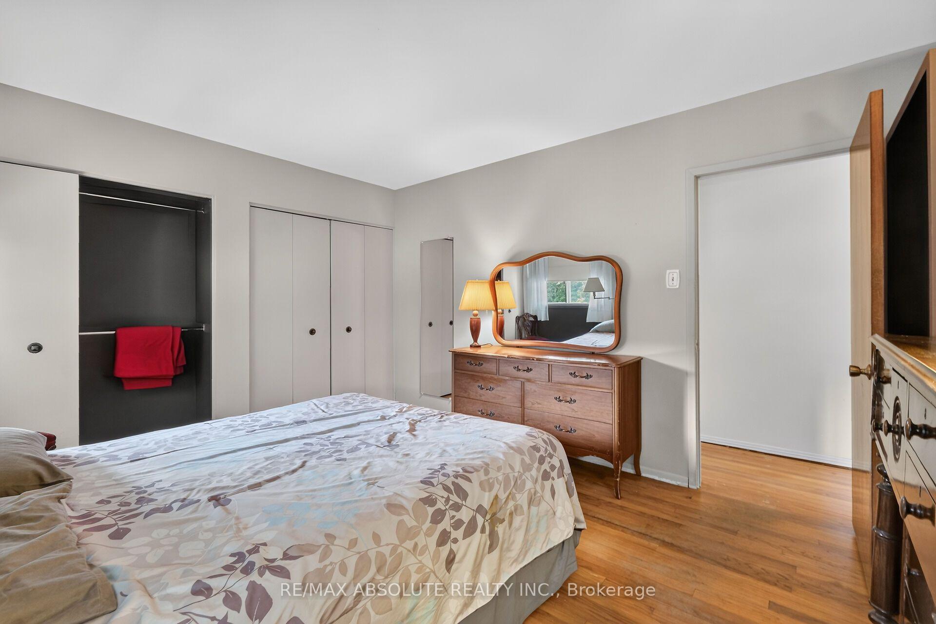 Photo 35 of 59 Evergreen Drive, Ottawa, Lynwood Village — HOMEH