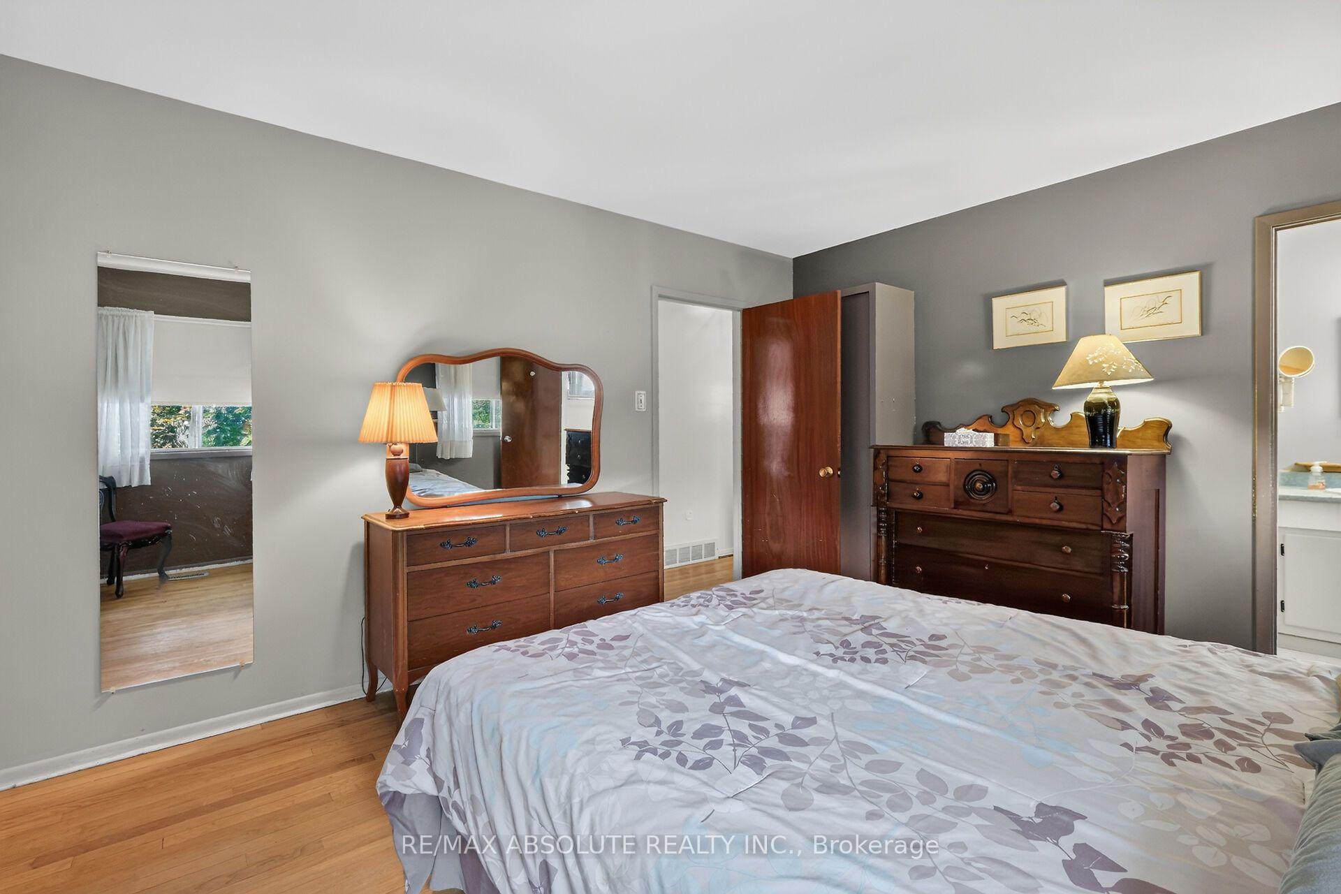 Photo 37 of 59 Evergreen Drive, Ottawa, Lynwood Village — HOMEH