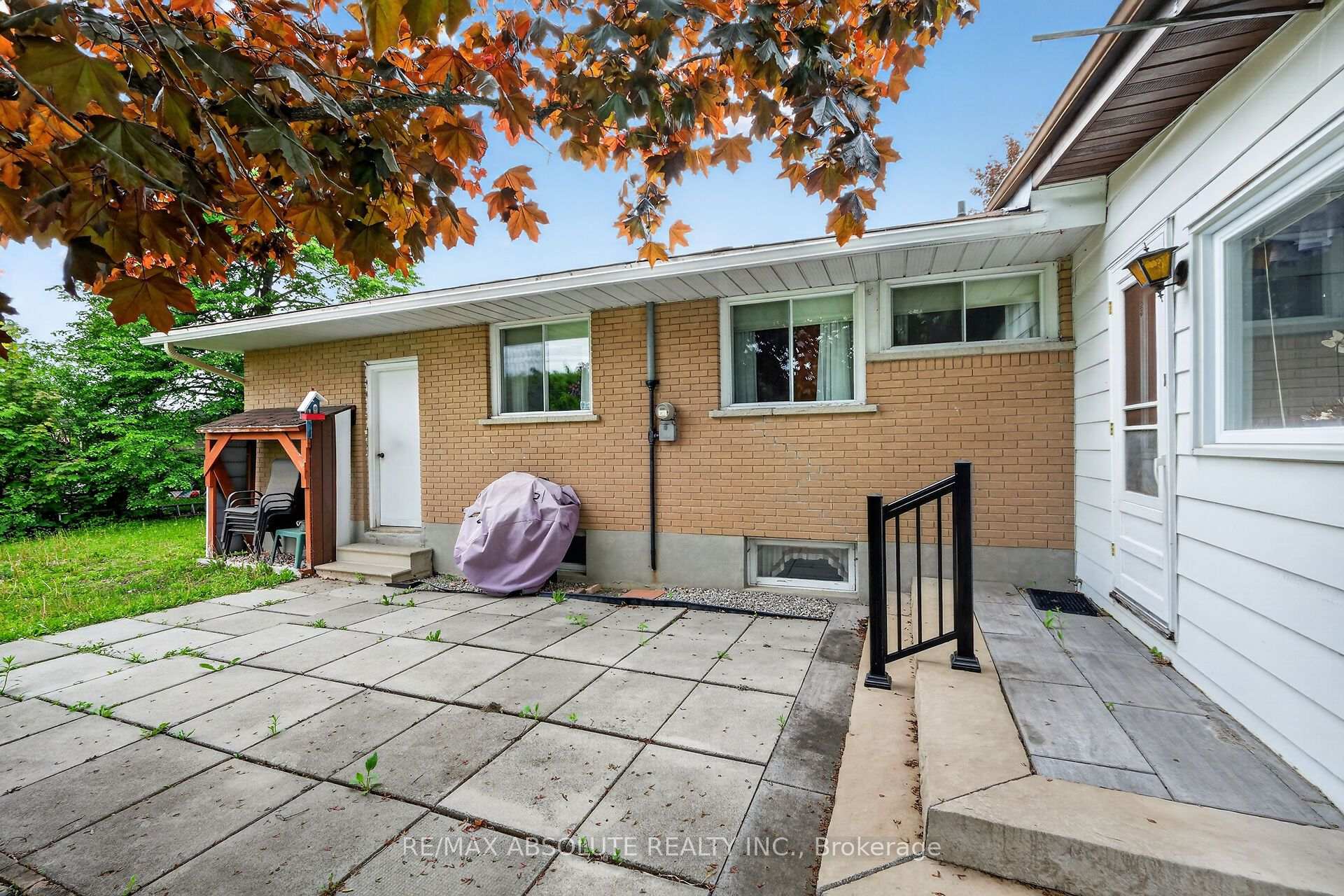 Photo 46 of 59 Evergreen Drive, Ottawa, Lynwood Village — HOMEH