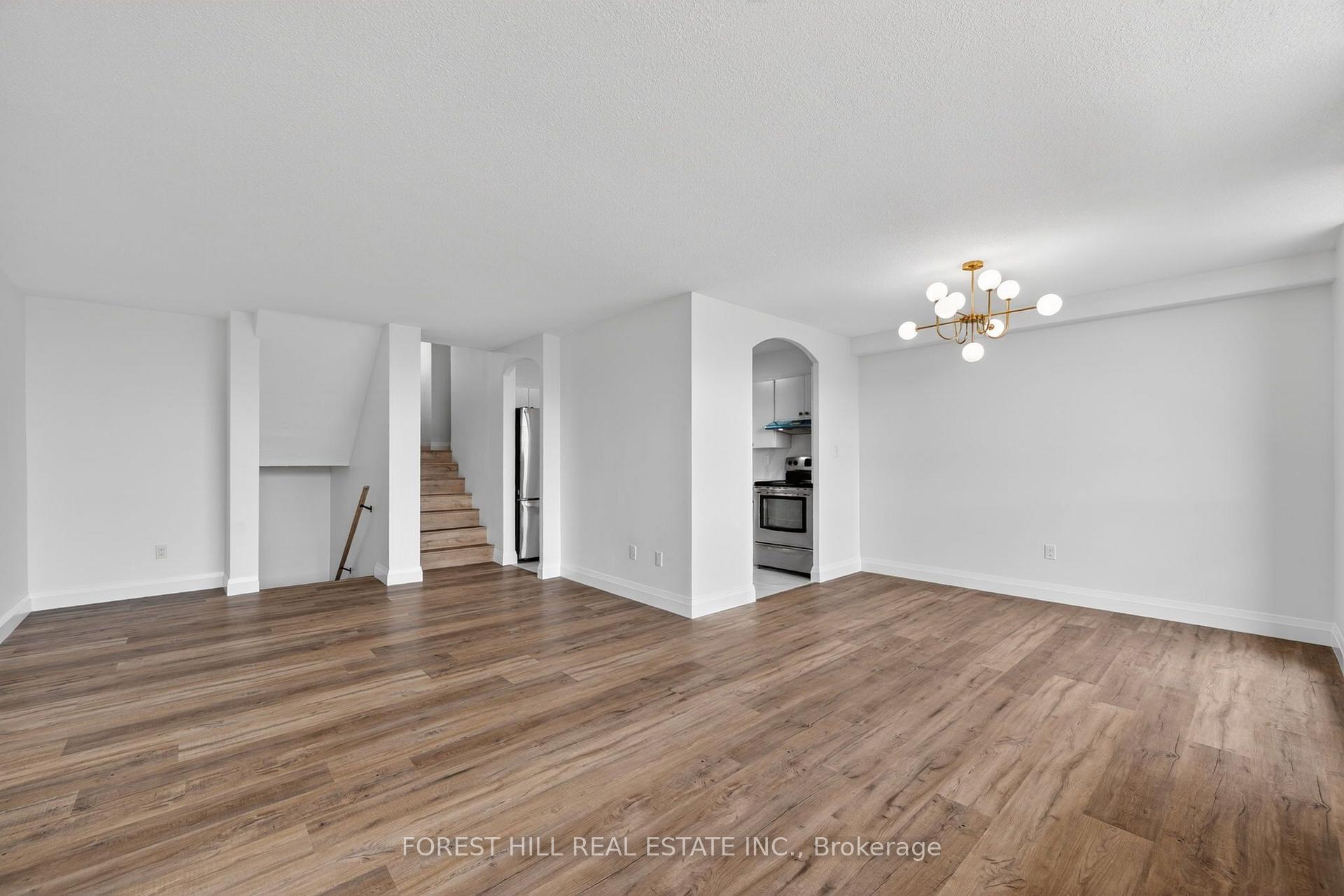 Photo 3 of Unit 1211, 11 Wincott Drive, Etobicoke, Kingsview Village-The Westway — HOMEH