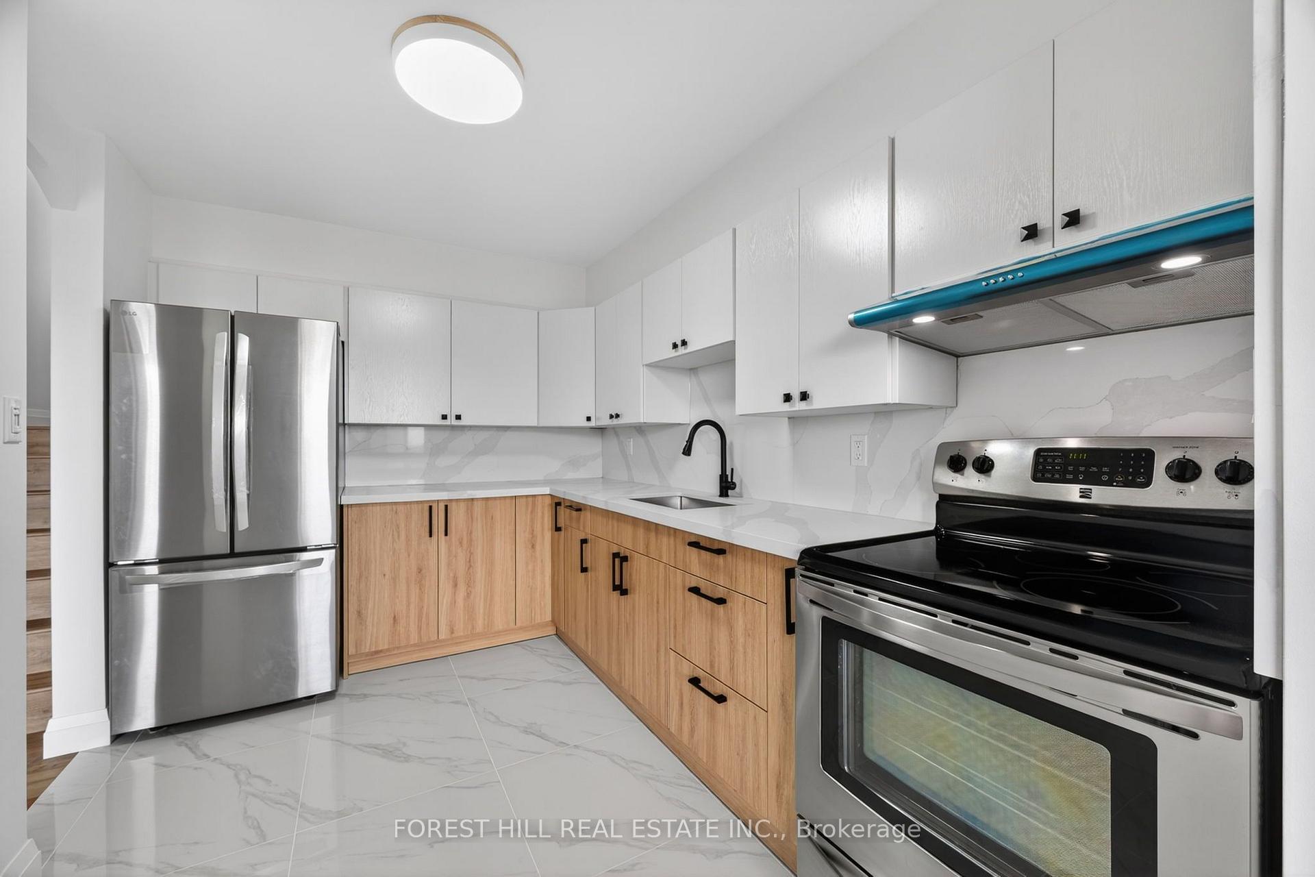 Photo 9 of Unit 1211, 11 Wincott Drive, Etobicoke, Kingsview Village-The Westway — HOMEH