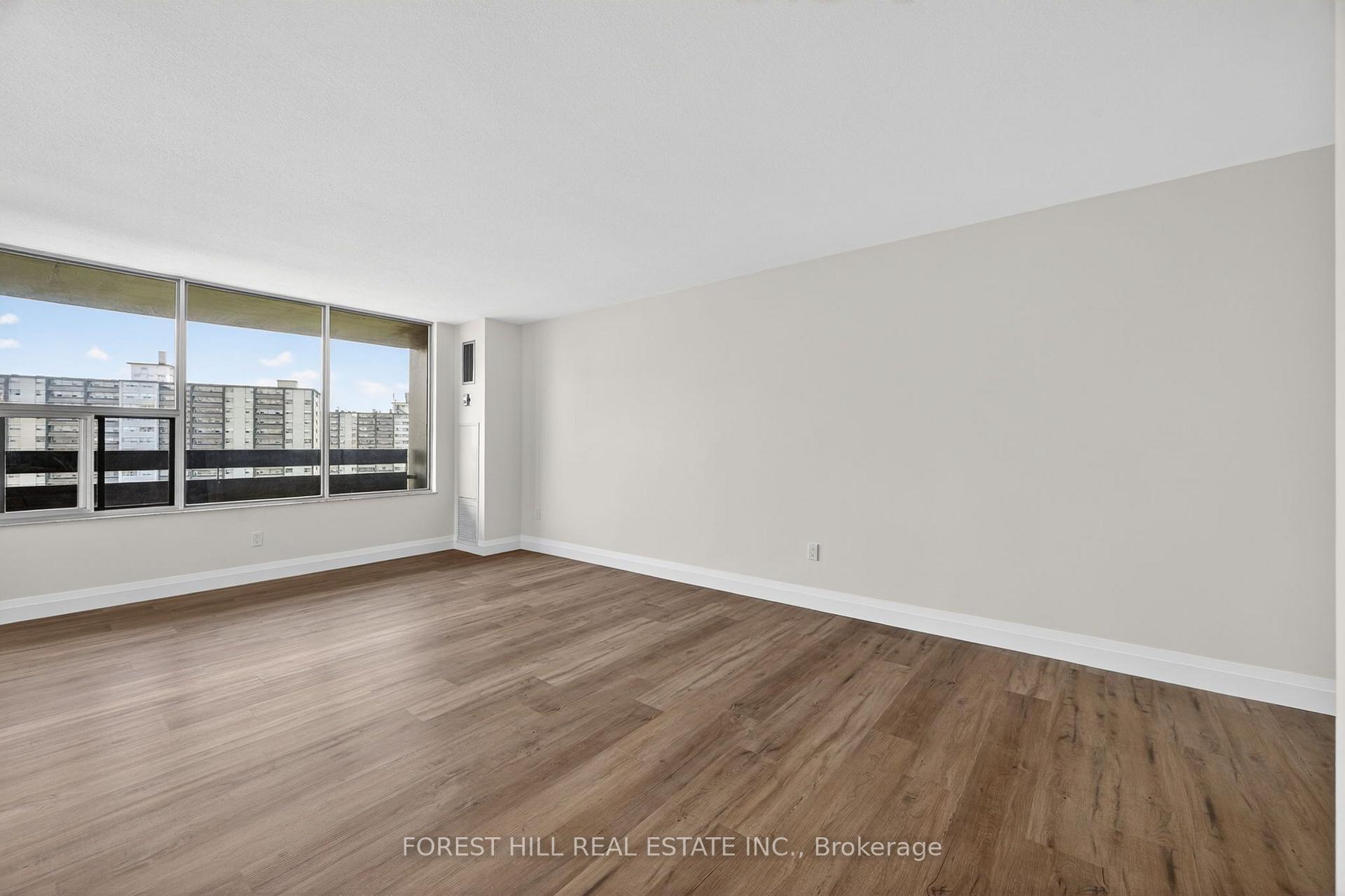 Photo 11 of Unit 1211, 11 Wincott Drive, Etobicoke, Kingsview Village-The Westway — HOMEH