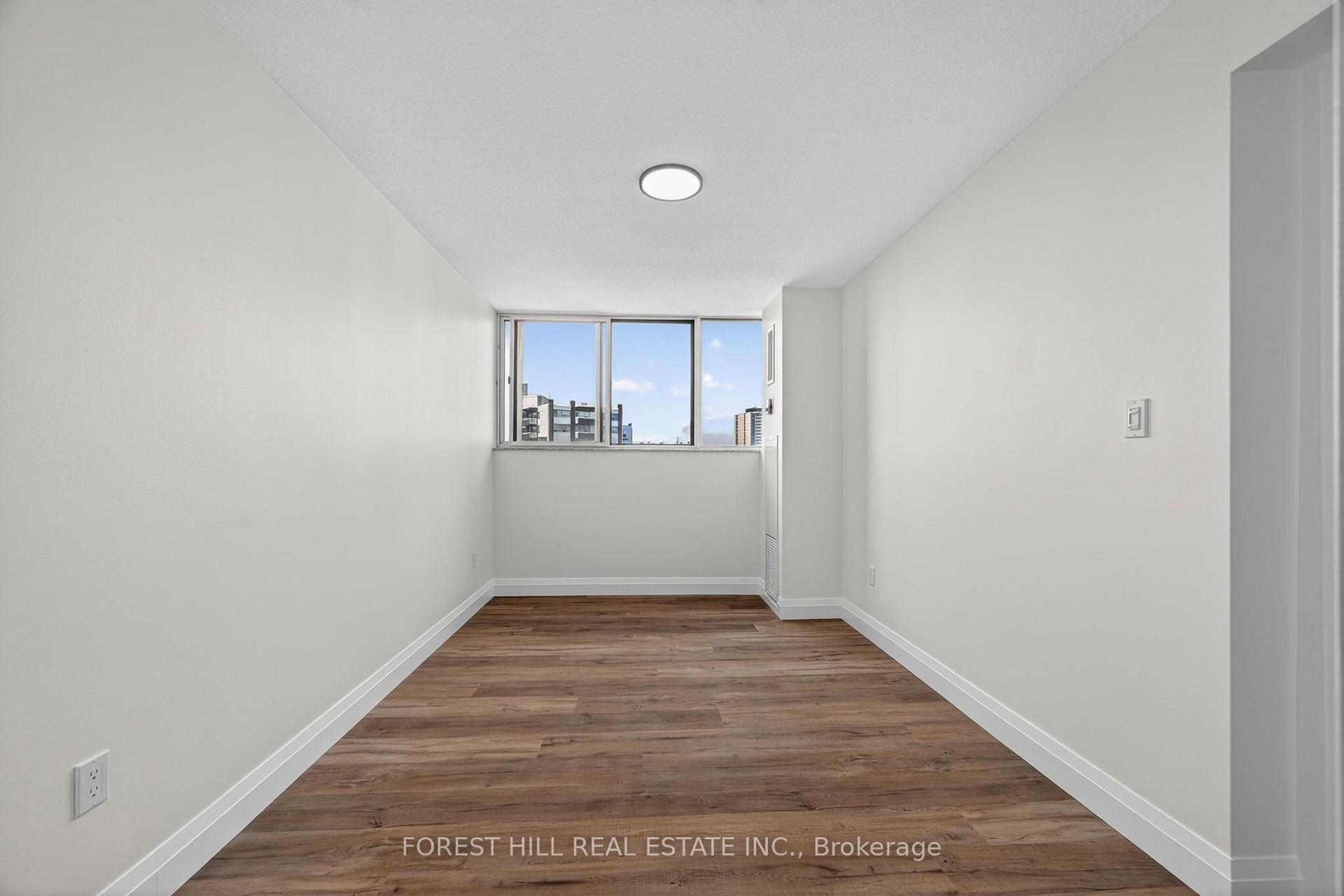 Photo 16 of Unit 1211, 11 Wincott Drive, Etobicoke, Kingsview Village-The Westway — HOMEH