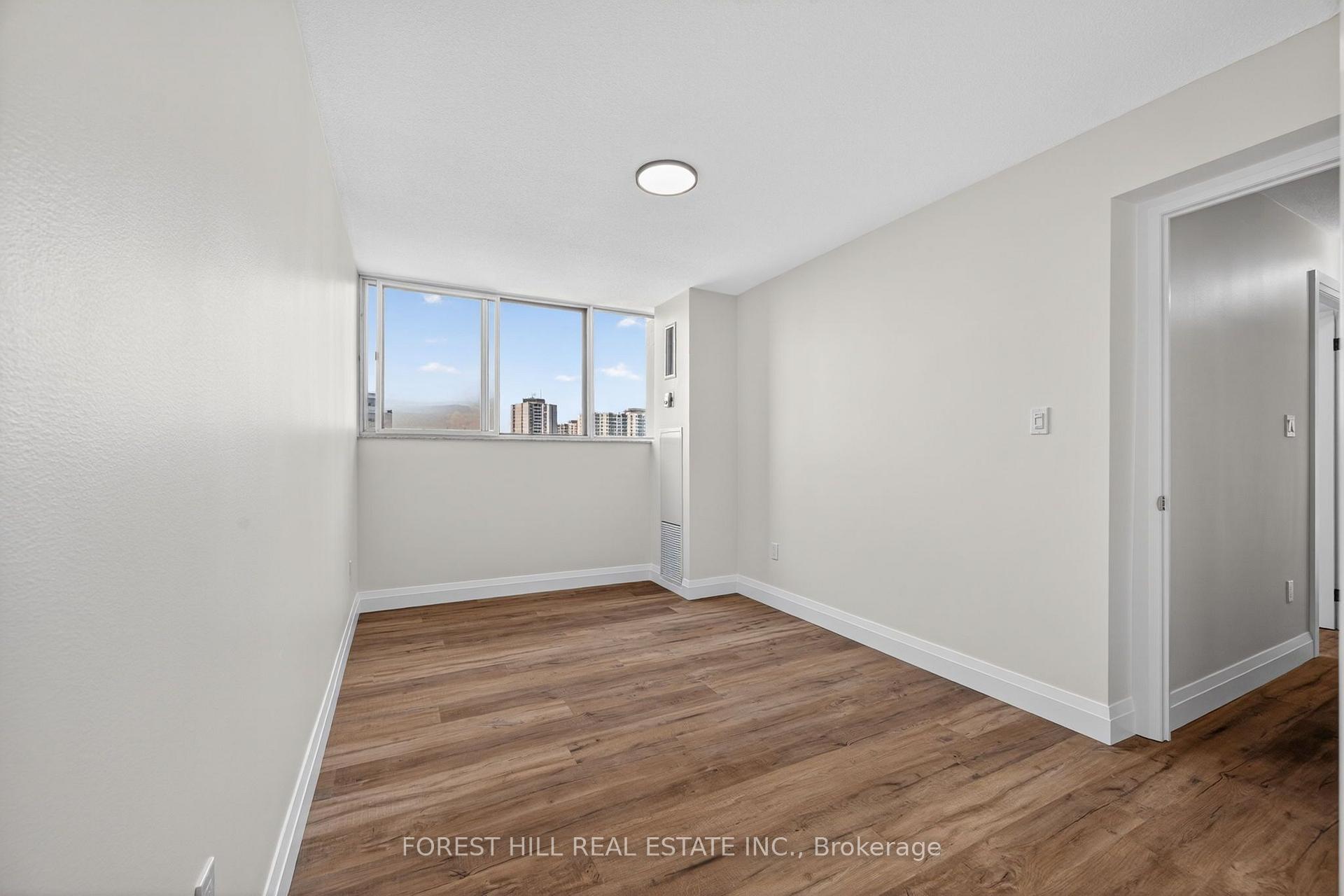 Photo 17 of Unit 1211, 11 Wincott Drive, Etobicoke, Kingsview Village-The Westway — HOMEH