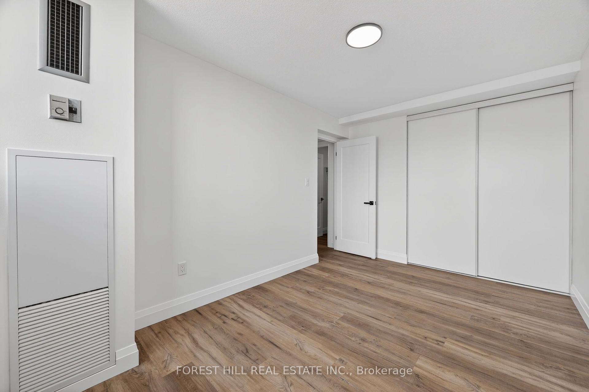Photo 18 of Unit 1211, 11 Wincott Drive, Etobicoke, Kingsview Village-The Westway — HOMEH