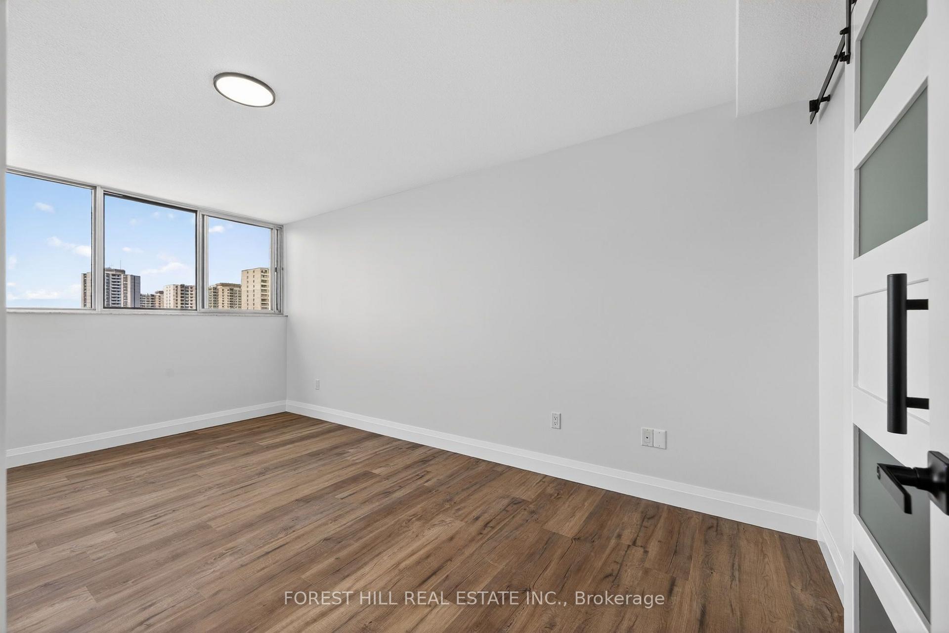Photo 24 of Unit 1211, 11 Wincott Drive, Etobicoke, Kingsview Village-The Westway — HOMEH
