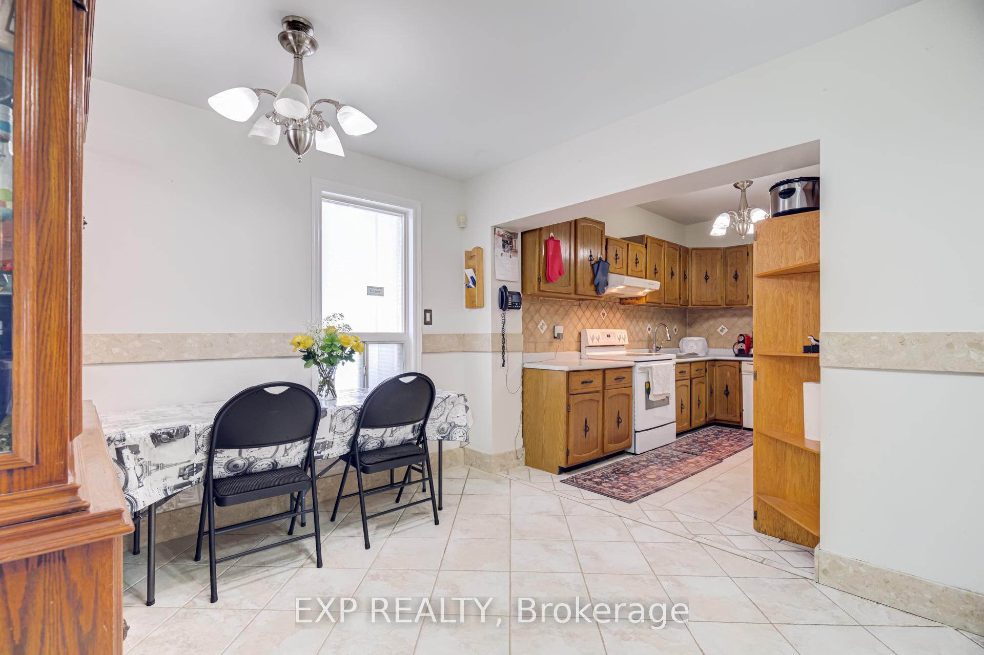 Photo 11 of 444 Maybank Avenue, Toronto, Junction Area — HOMEH