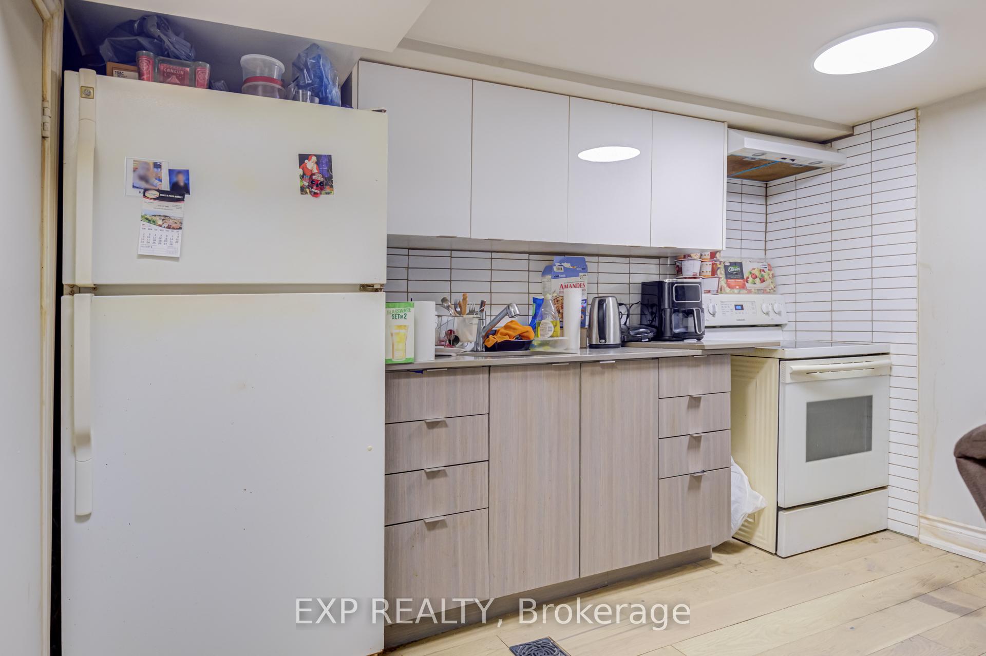 Photo 24 of 444 Maybank Avenue, Toronto, Junction Area — HOMEH