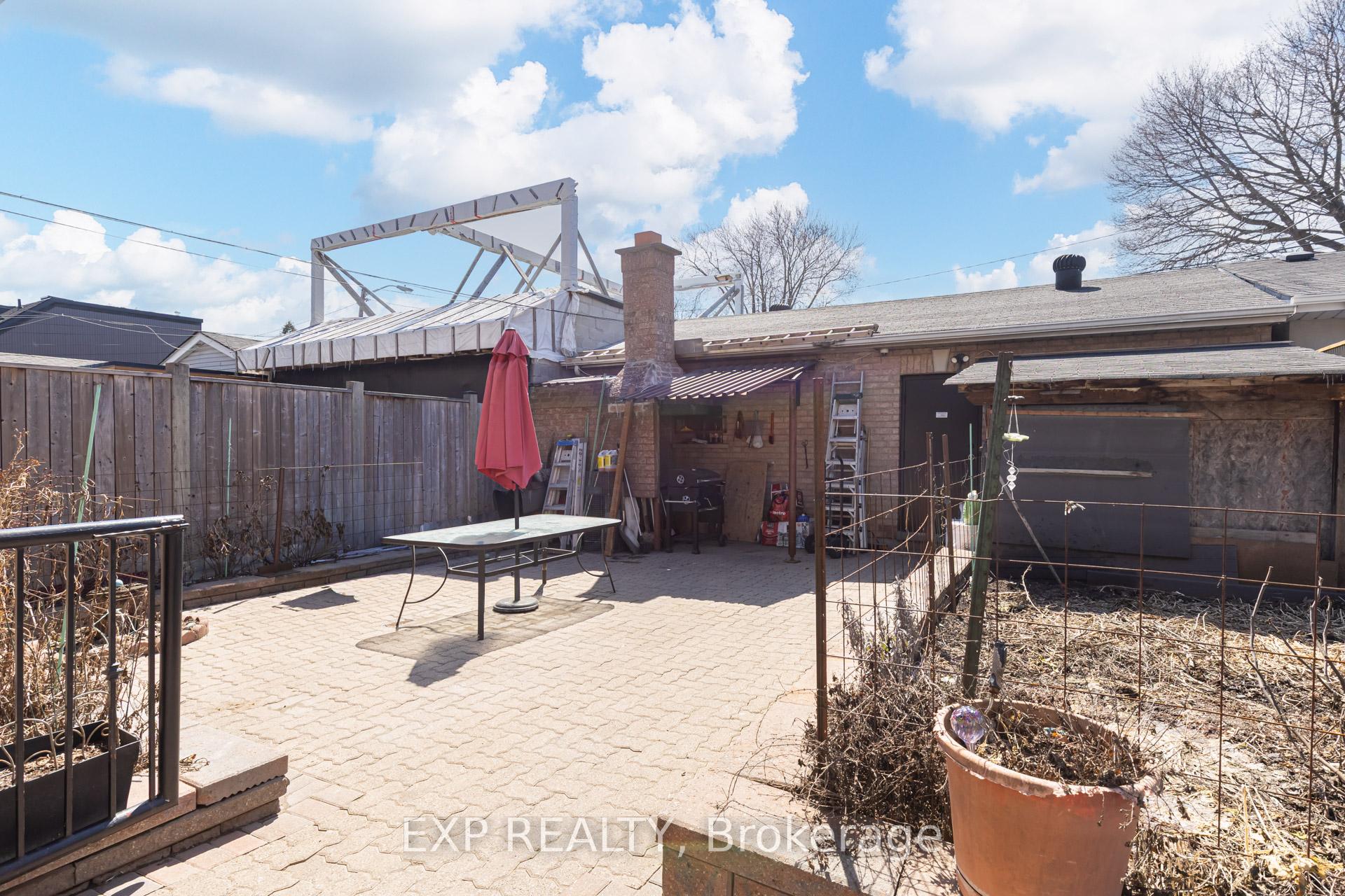 Photo 30 of 444 Maybank Avenue, Toronto, Junction Area — HOMEH