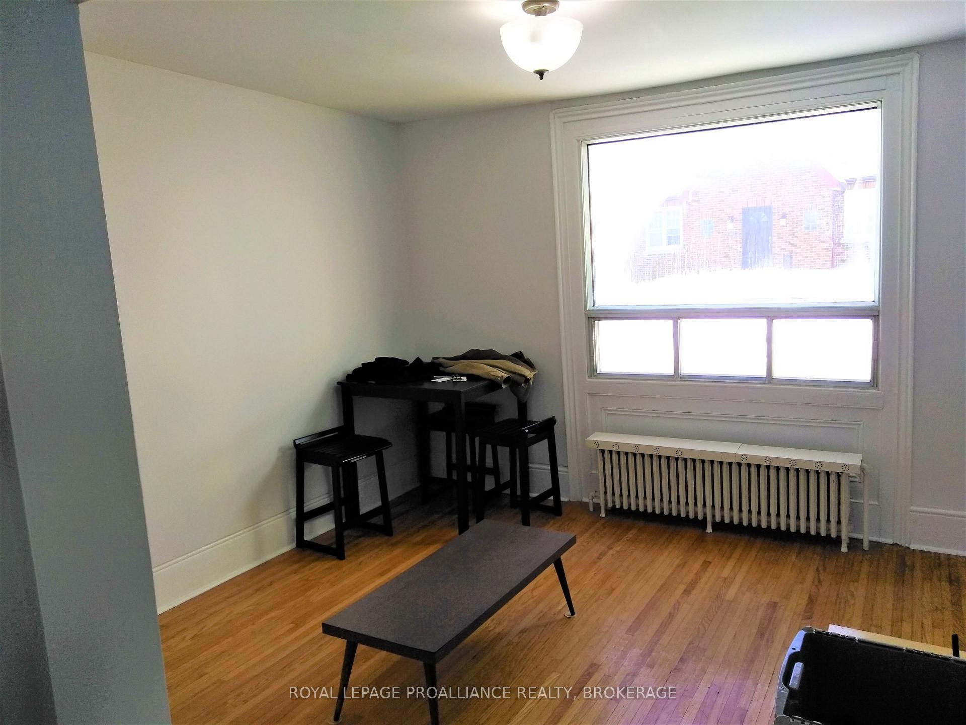 Photo 3 of 635 Victoria Street, Kingston, East of Sir John A. Blvd — HOMEH
