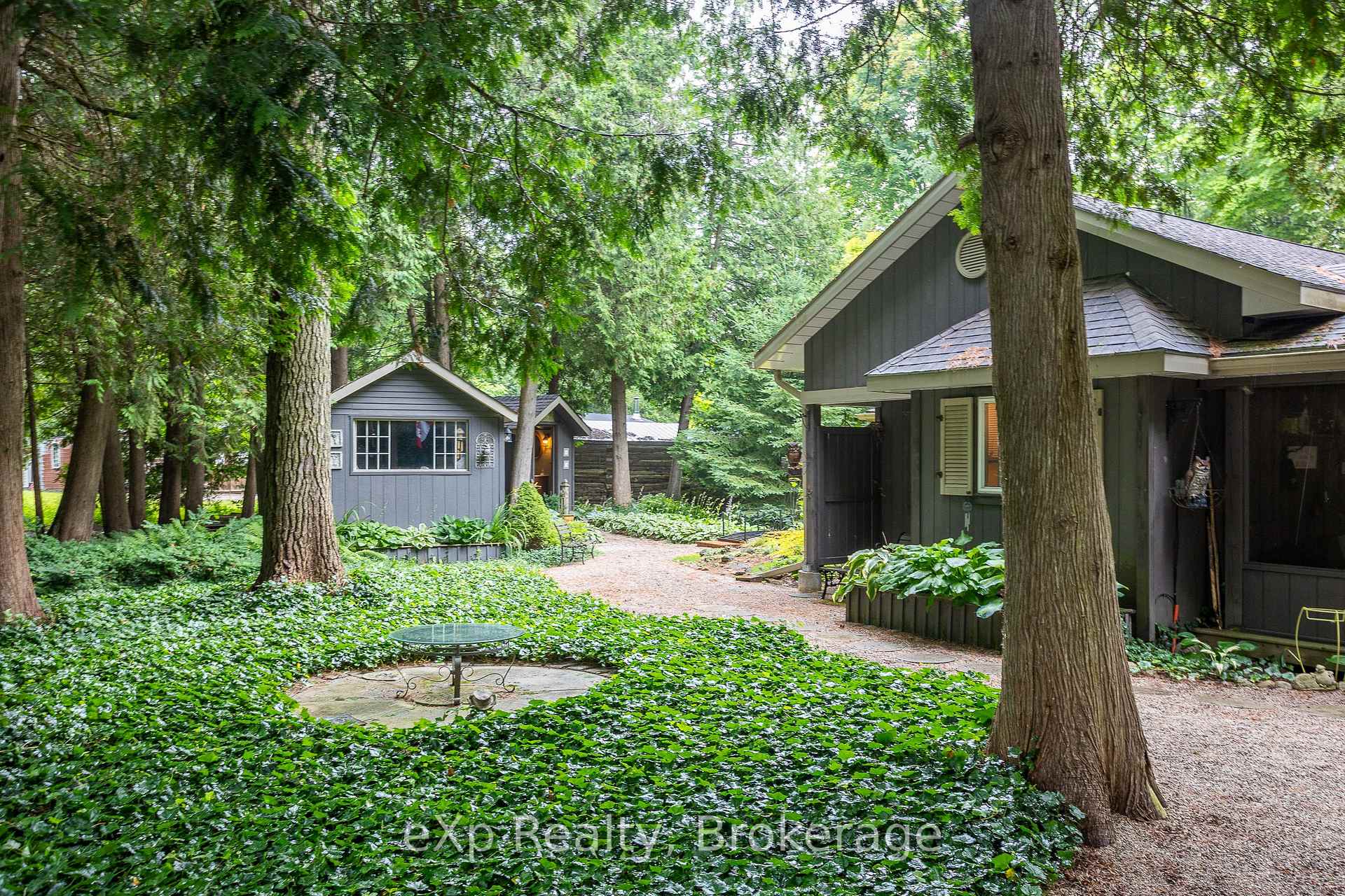 Photo 5 of 127 Paisley Drive, Chatsworth — HOMEH